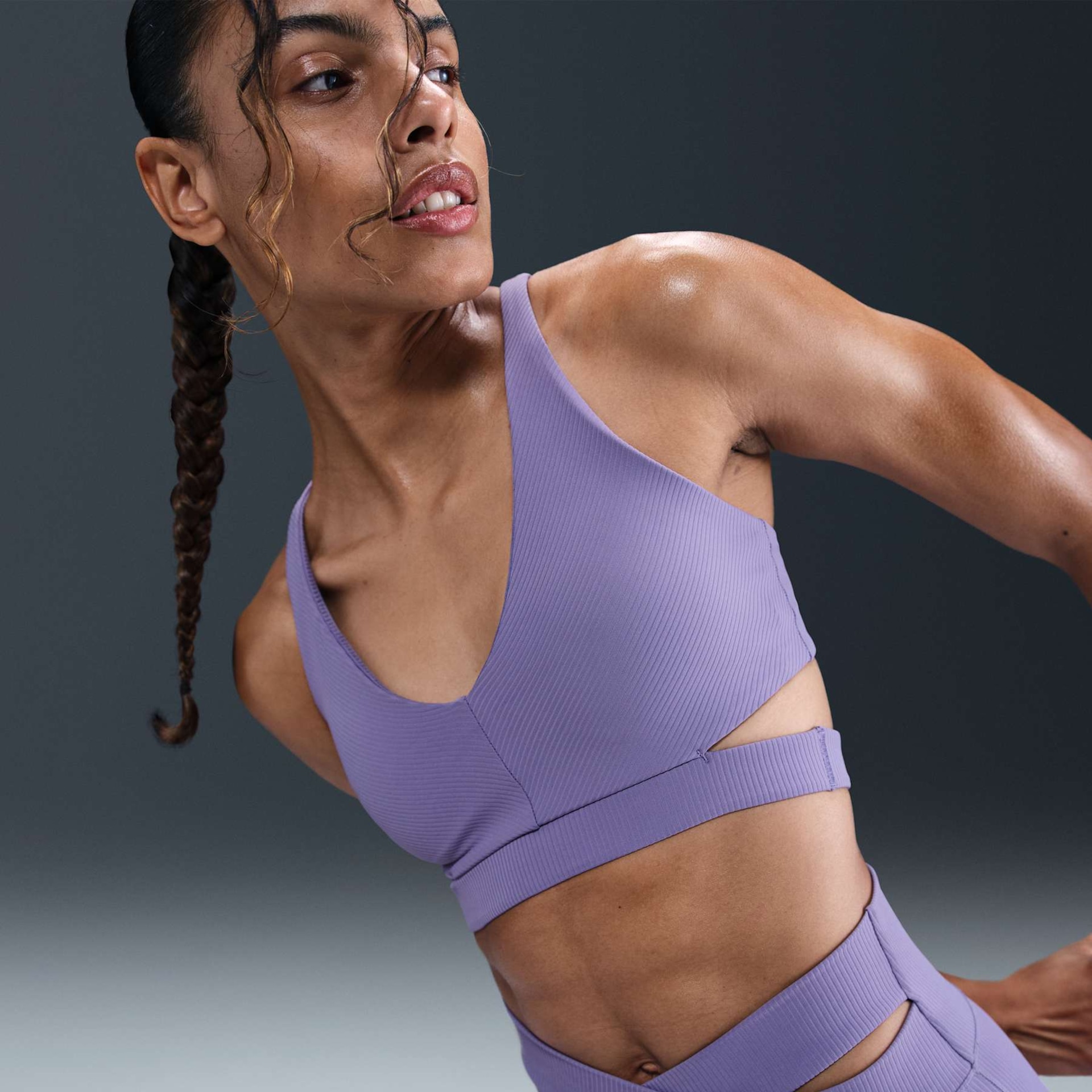 Top Nike Zenvy Feminino - Foto 3