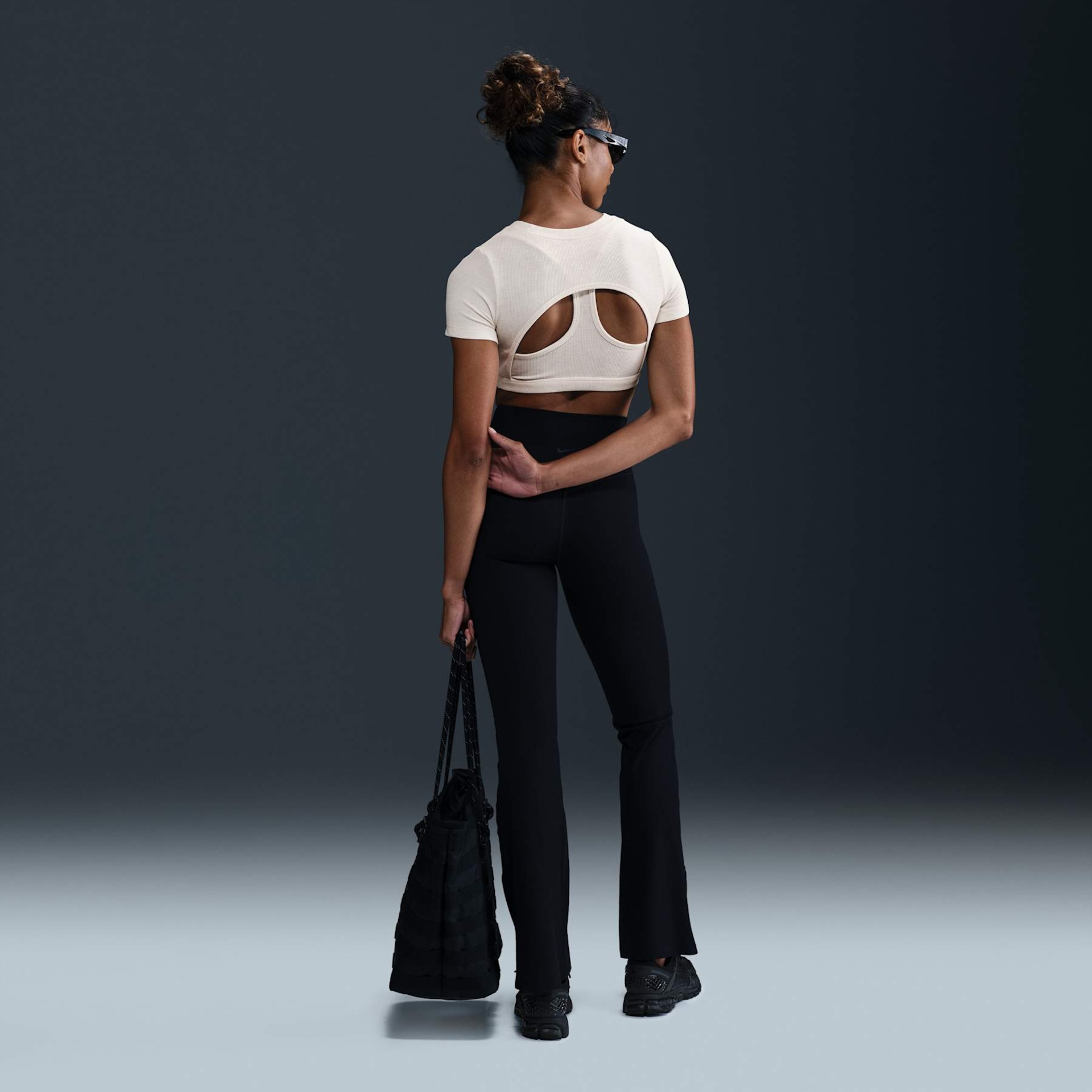 Top Nike Sportswear Classic Feminino - Foto 5