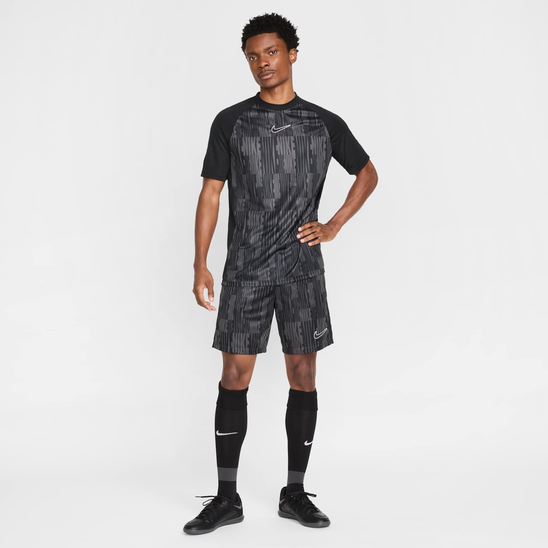 Camiseta Nike Dri-FIT Academy Pro Masculina - Foto 5