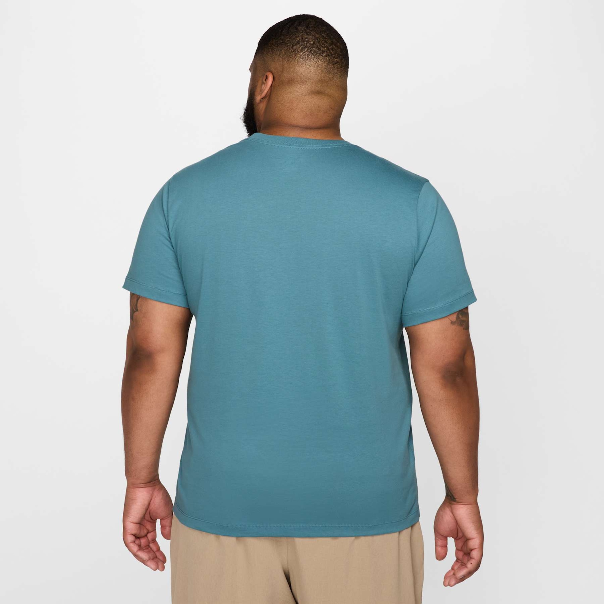 Camiseta Nike Fitness Masculina - Foto 6