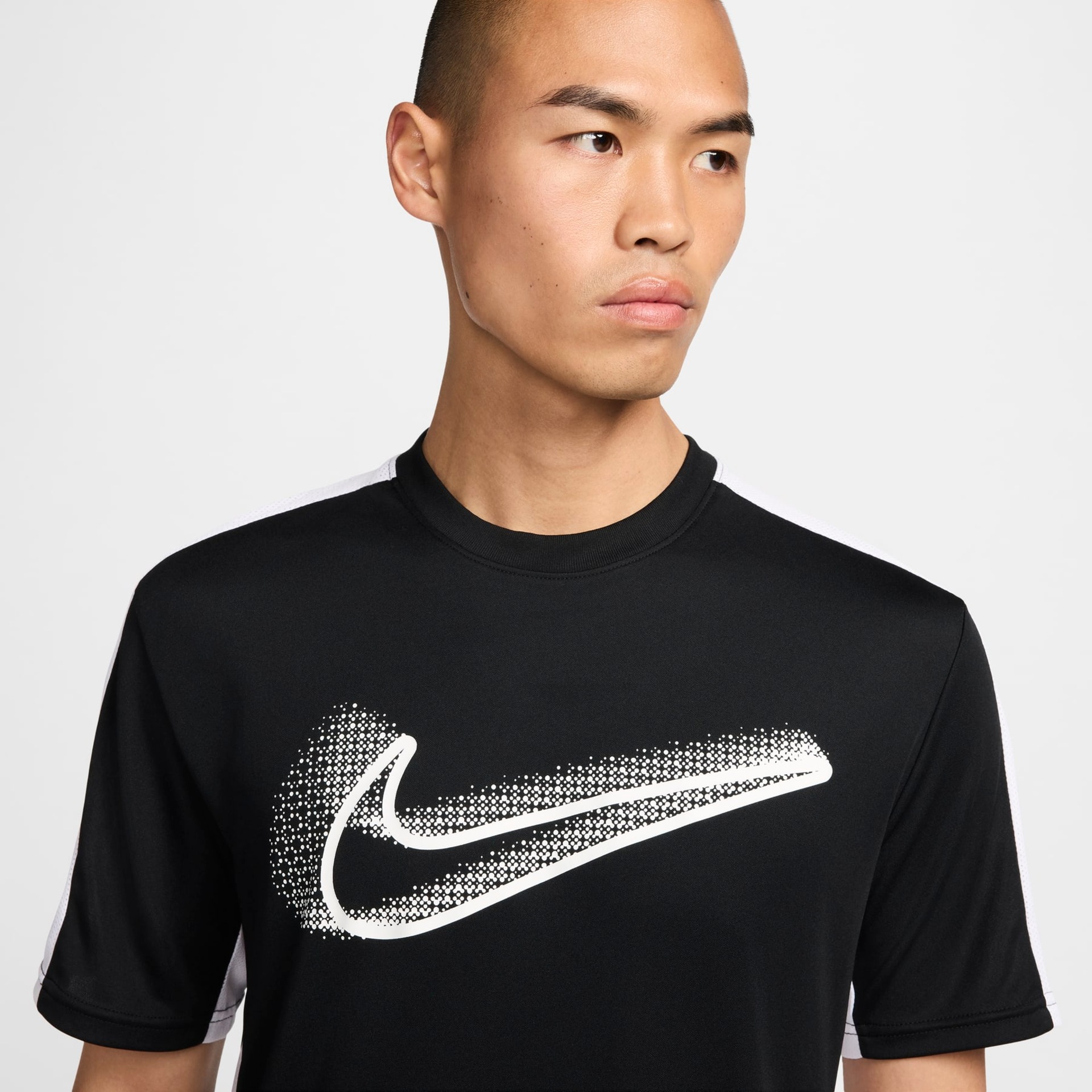 Camiseta Nike Dri-FIT Academy Masculina - Foto 3