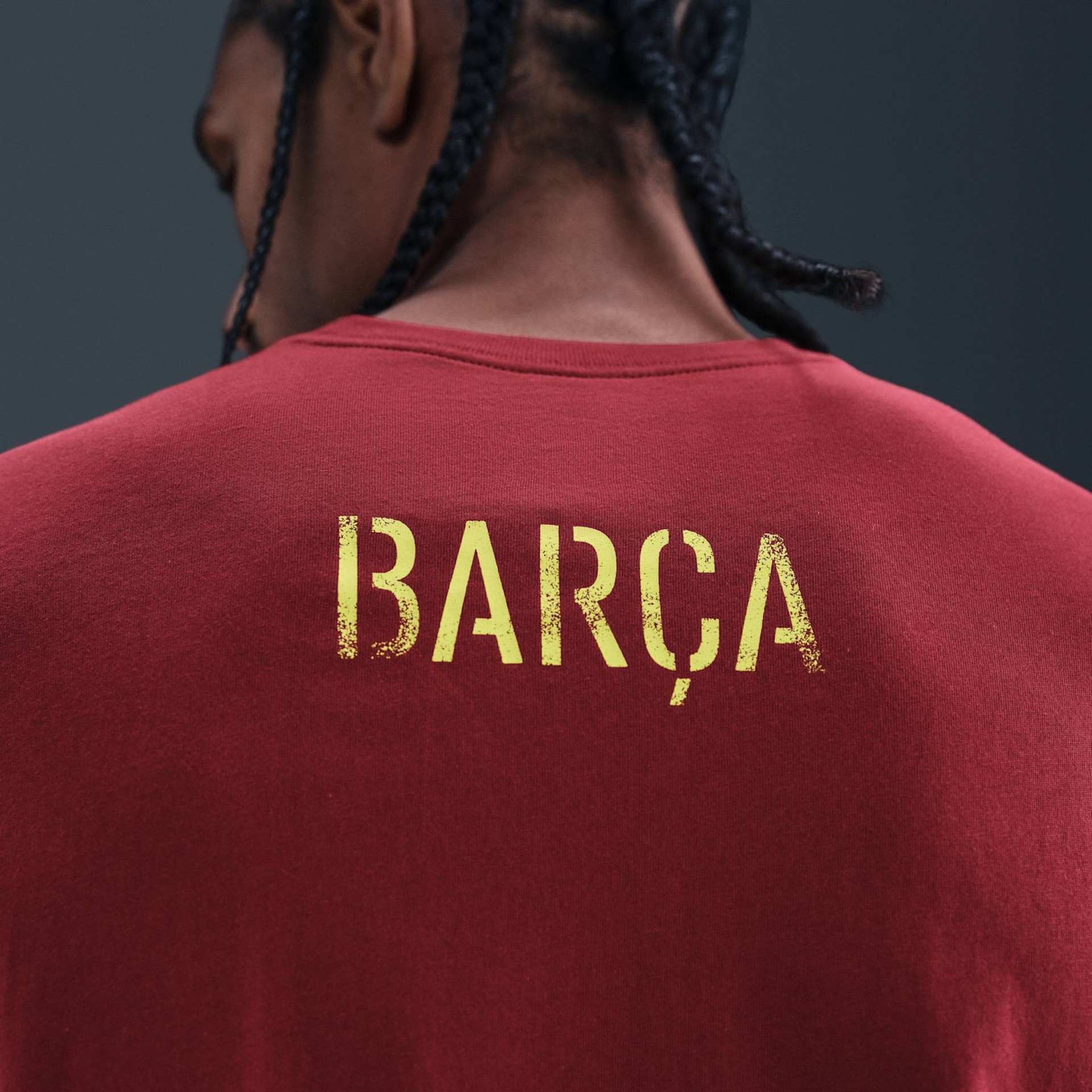 Camiseta Barcelona Nike Masculina - Foto 4