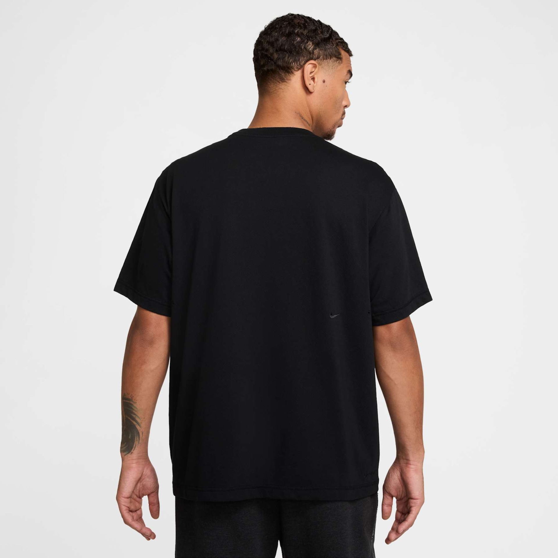Camiseta Nike Dri-FIT Heritage Masculina - Foto 2