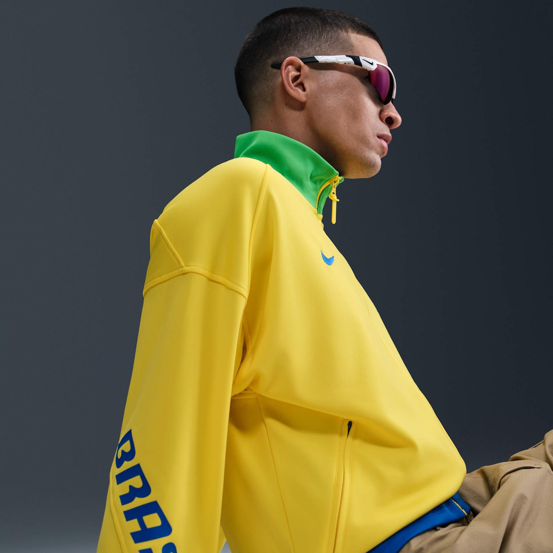 Jaqueta Nike Brasil Academy Pro Masculina - Foto 3