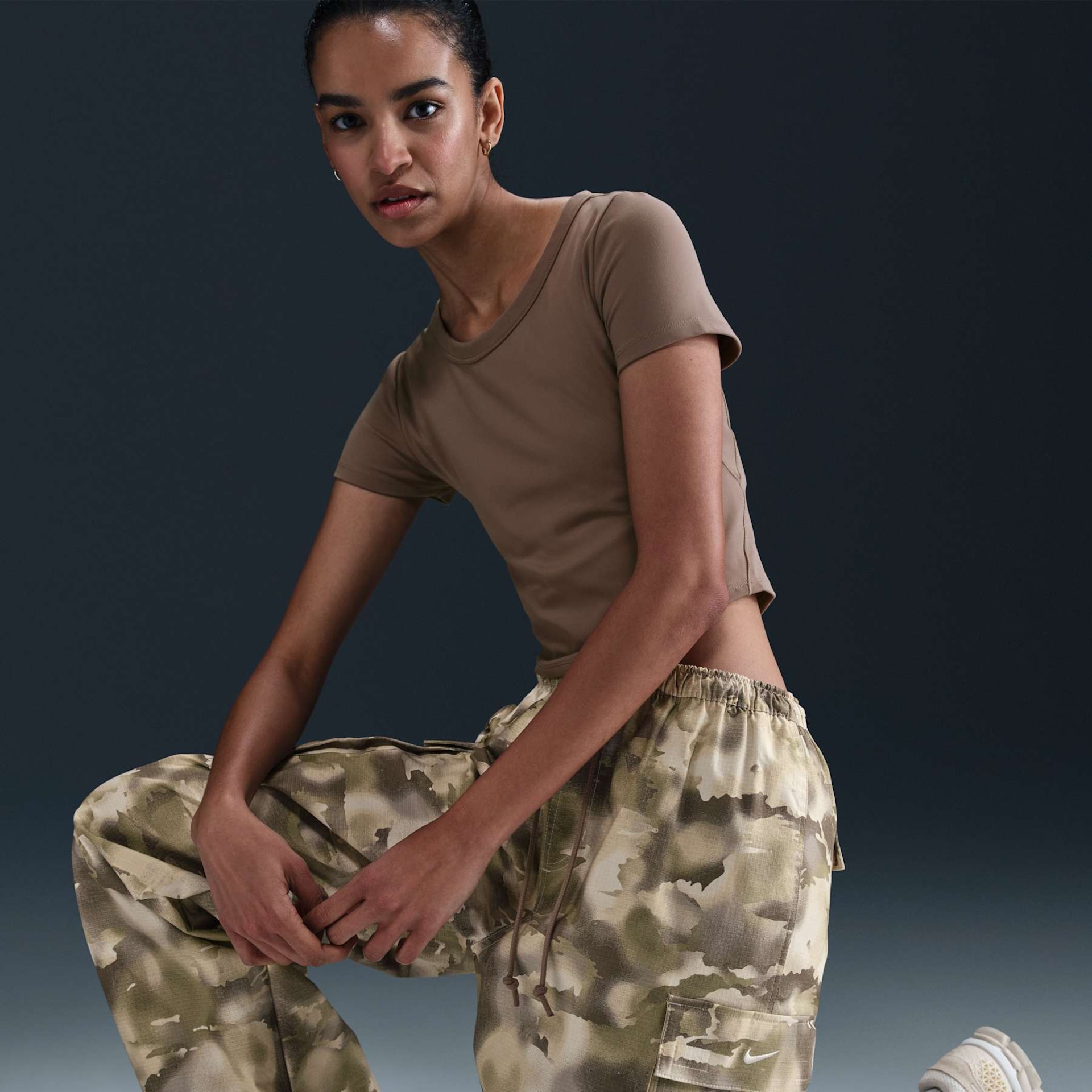 Calça Nike Sportswear Cargo Dance Feminina - Foto 3