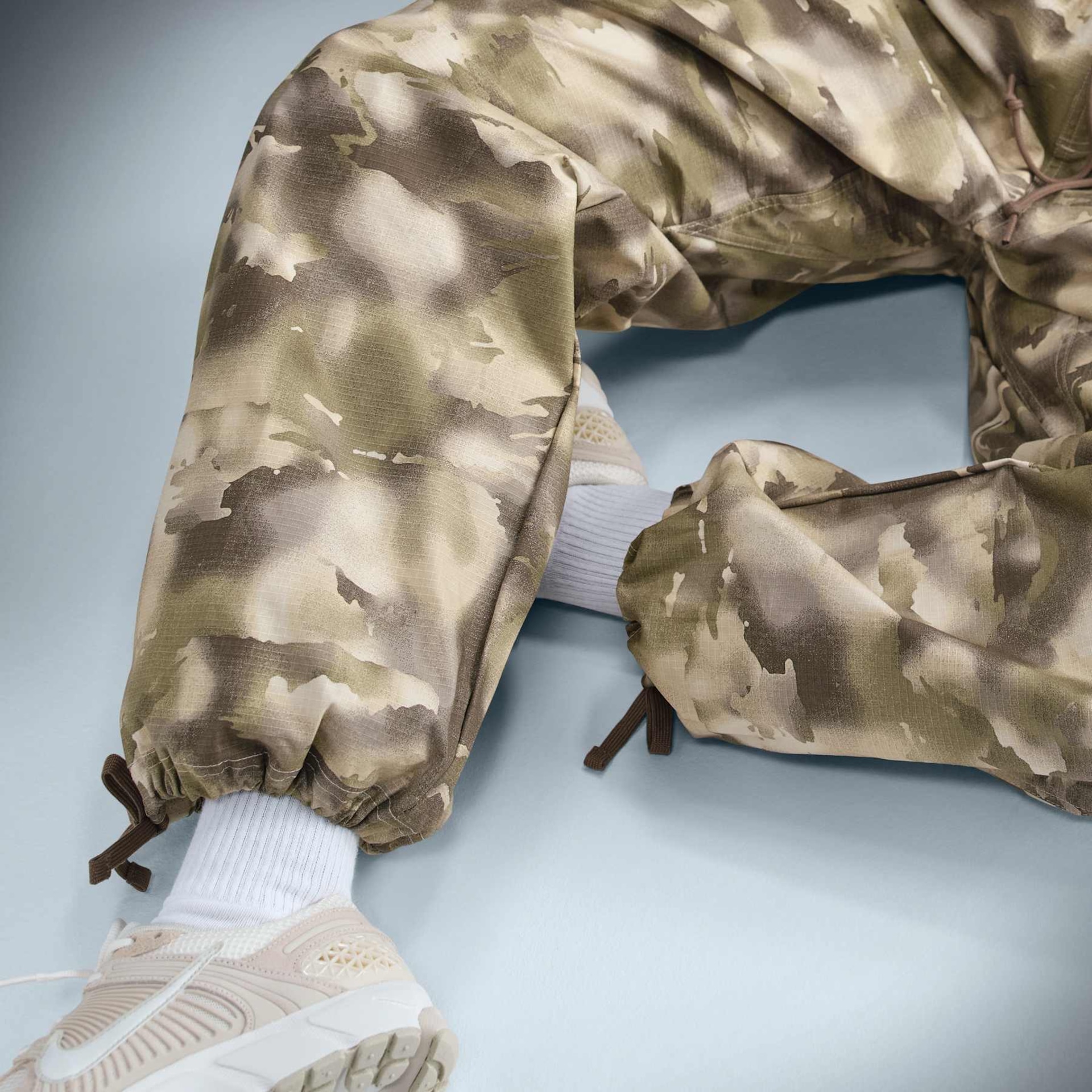 Calça Nike Sportswear Cargo Dance Feminina - Foto 5