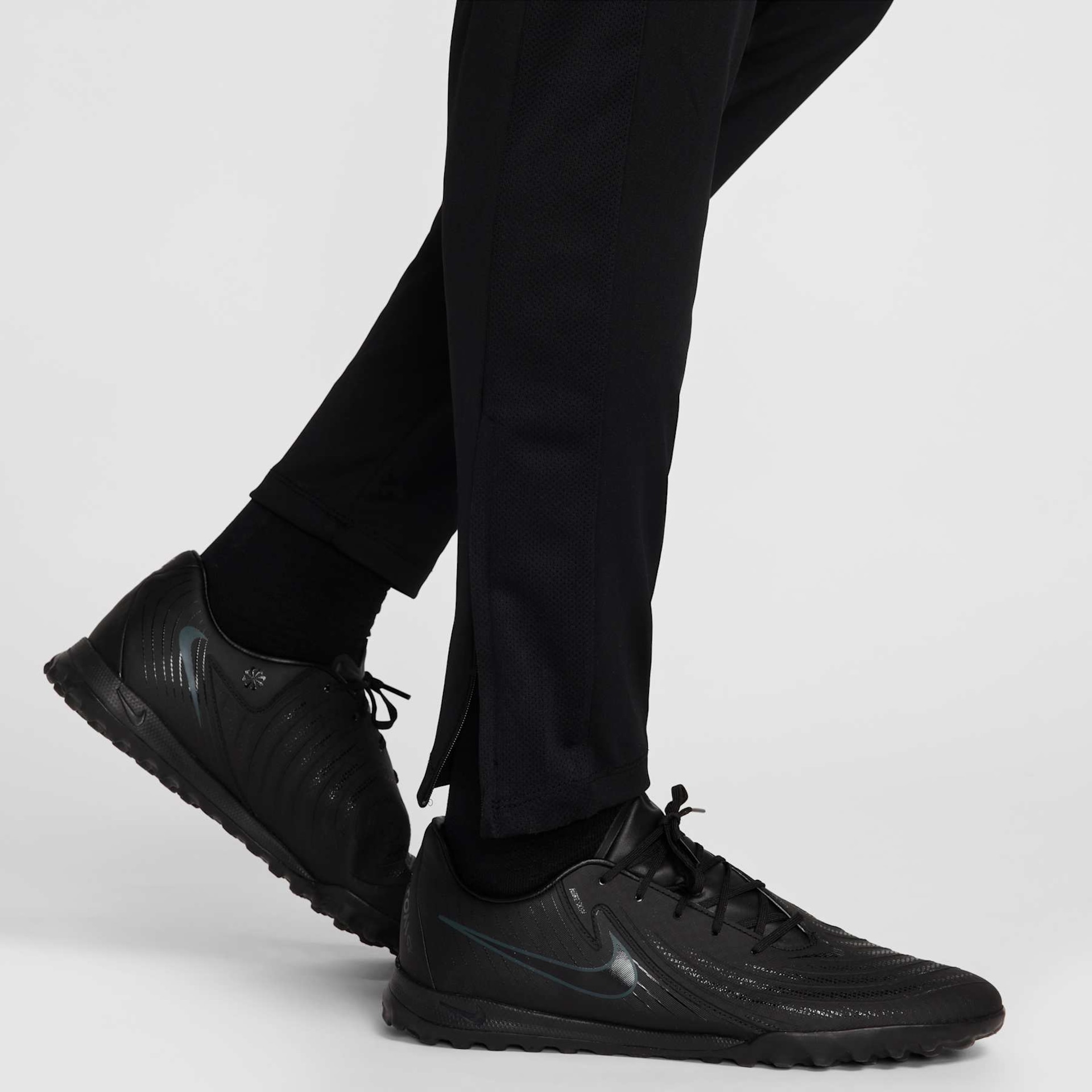 Calça Dri-FIT Nike Academy Masculina - Foto 6