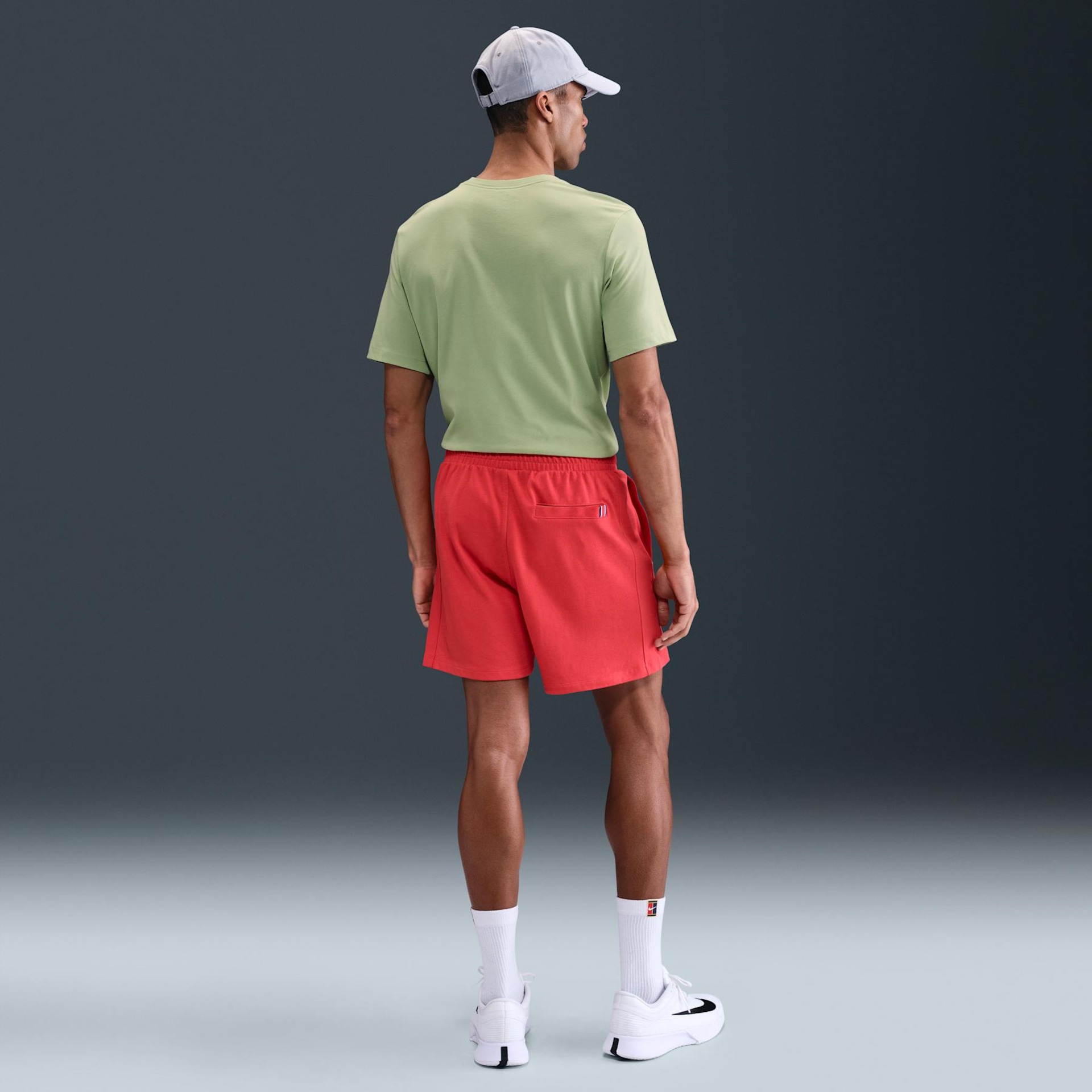 Camiseta Dri-FIT Nike Court Masculina - Foto 5