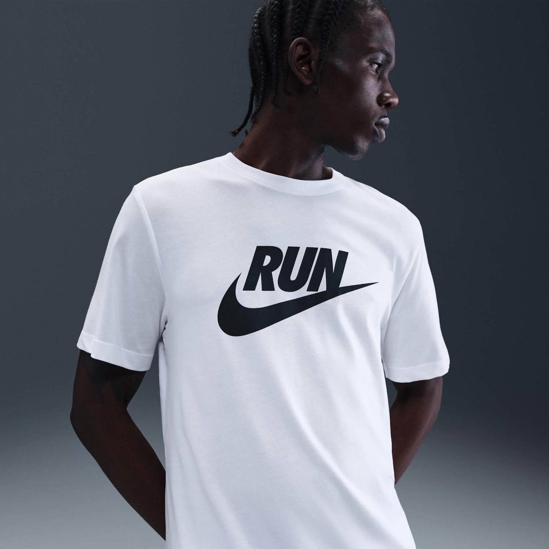 Camiseta Dri-FIT Nike Run Swoosh Masculina - Foto 1