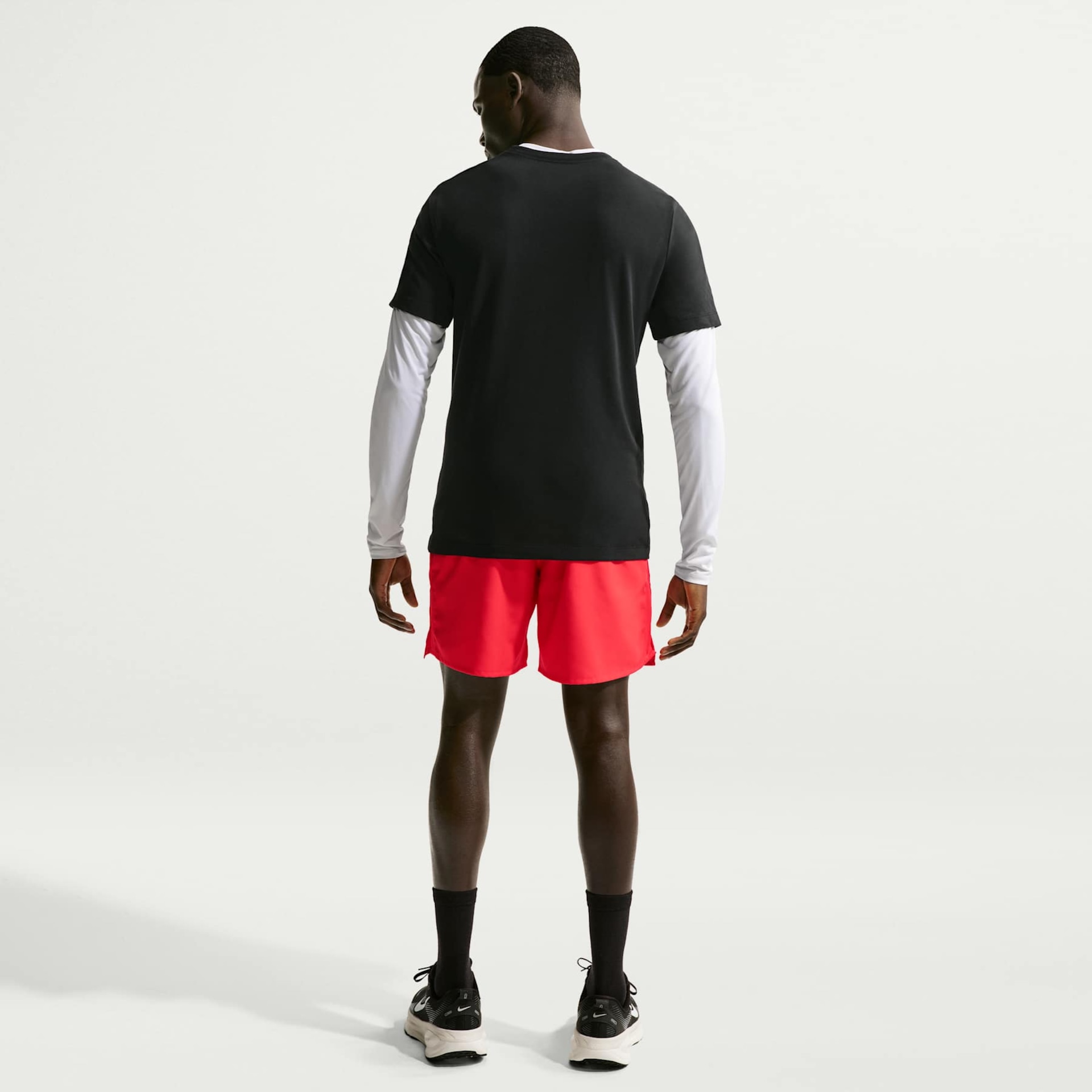 Camiseta Dri-FIT Nike Run Swoosh Masculina - Foto 5