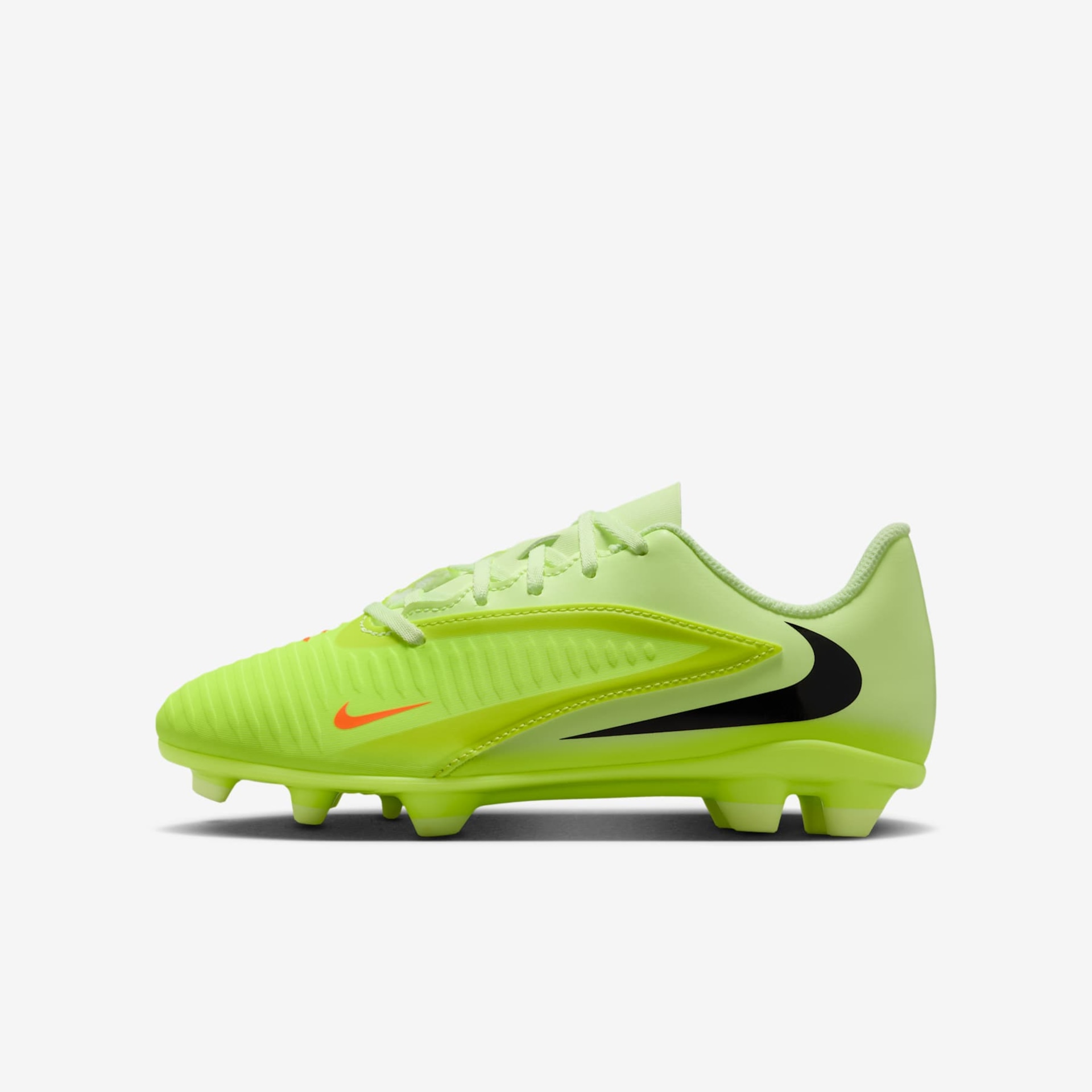 Imagem principal de Chuteira Campo Nike Phantom 6 Club Infantil