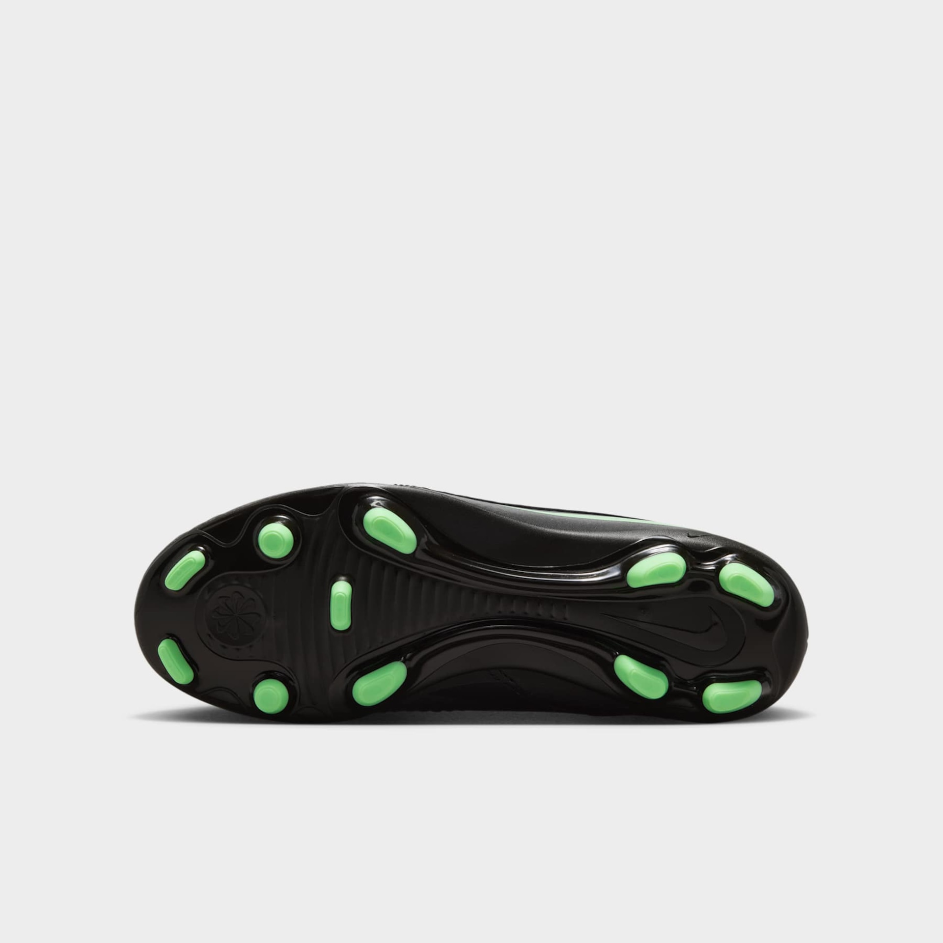 Chuteira Campo Nike Phantom 6 Club Low Infantil - Foto 2