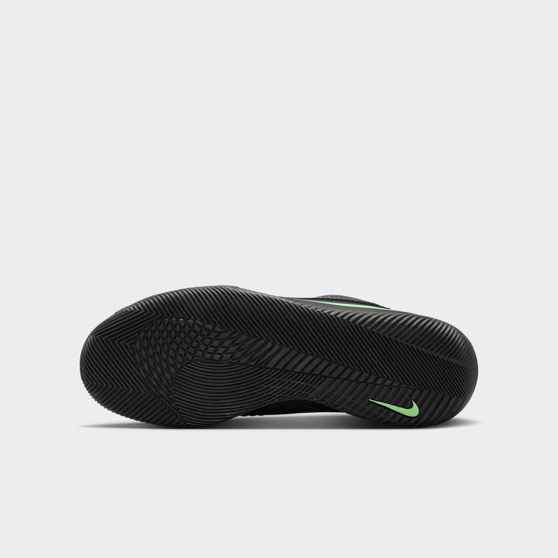 Chuteira Futsal Nike Phantom 6 Club Low Infantil - Foto 2