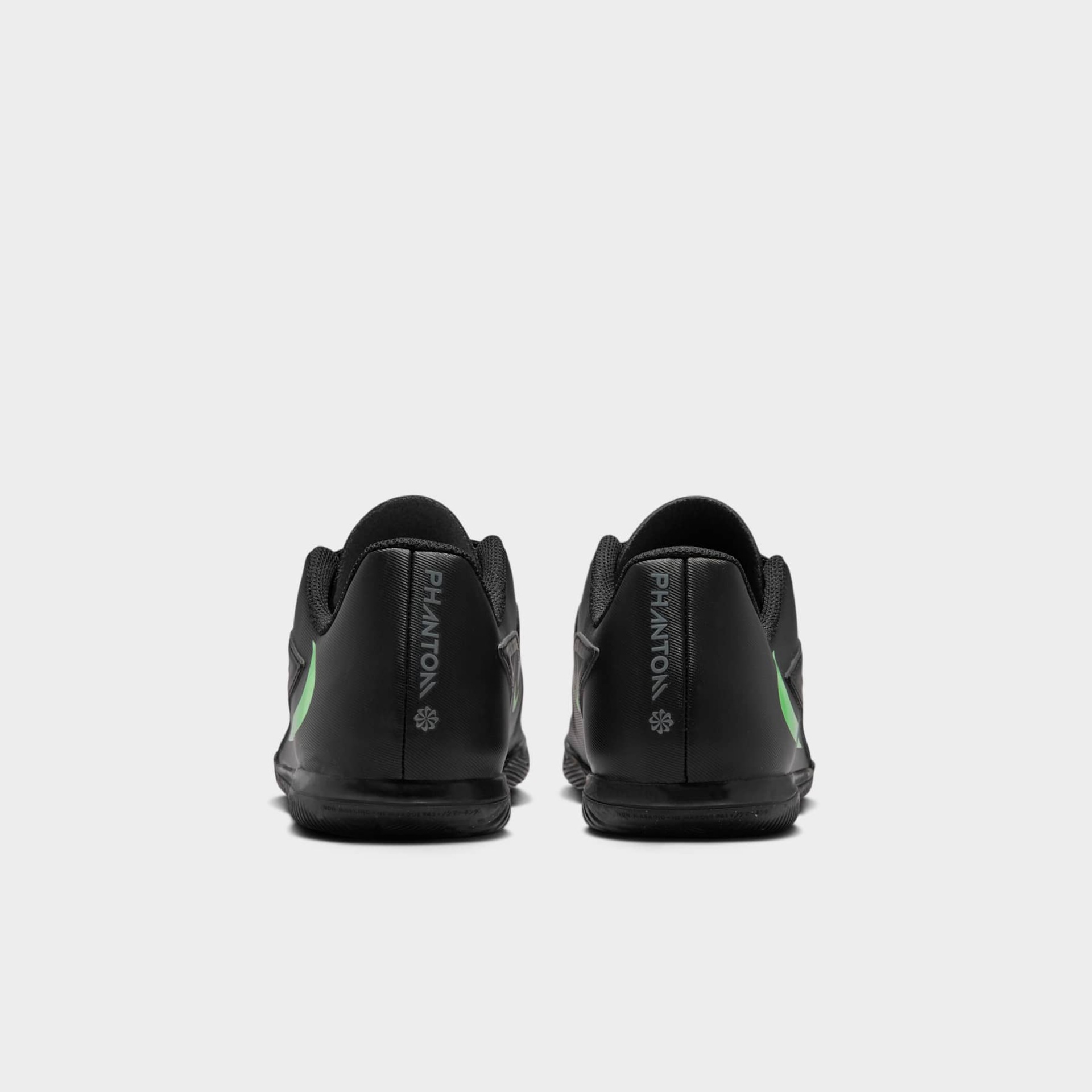 Chuteira Futsal Nike Phantom 6 Club Low Infantil - Foto 6