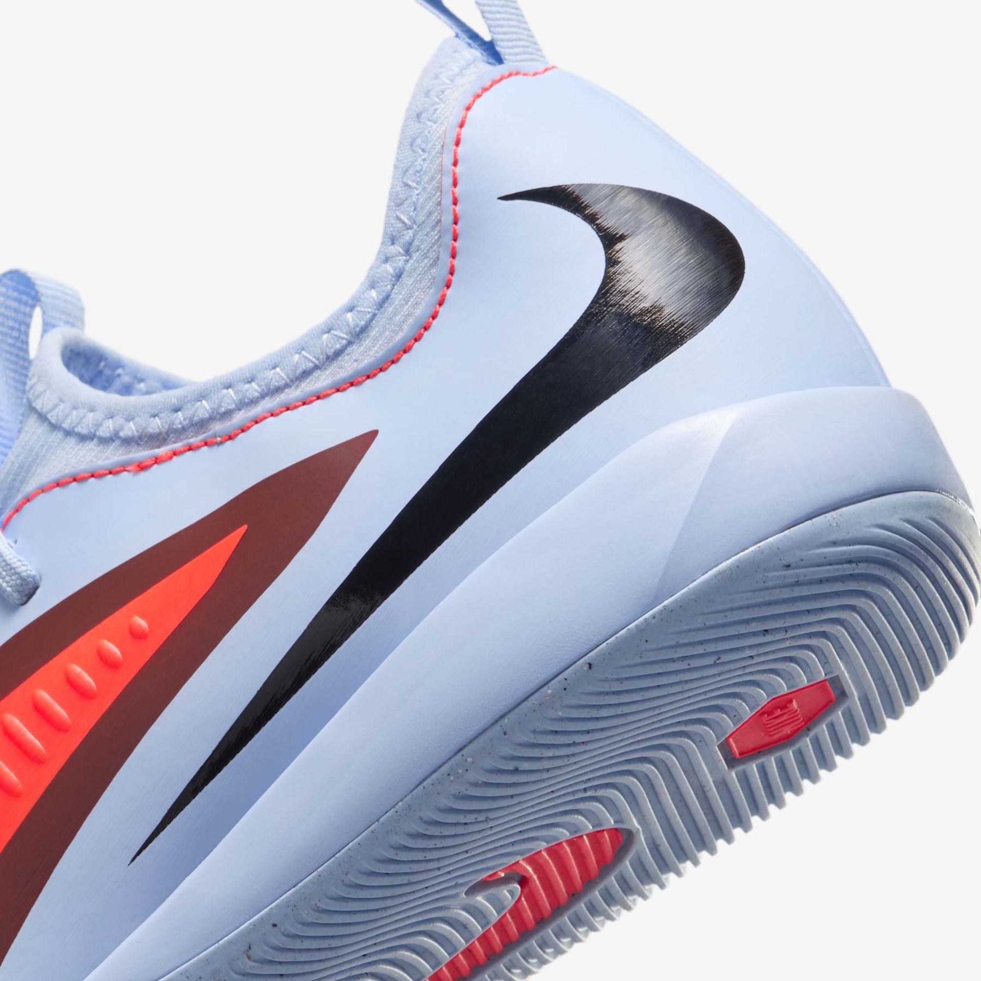 Chuteira Futsal Nike Phantom 6 Academy Infantil - Foto 8