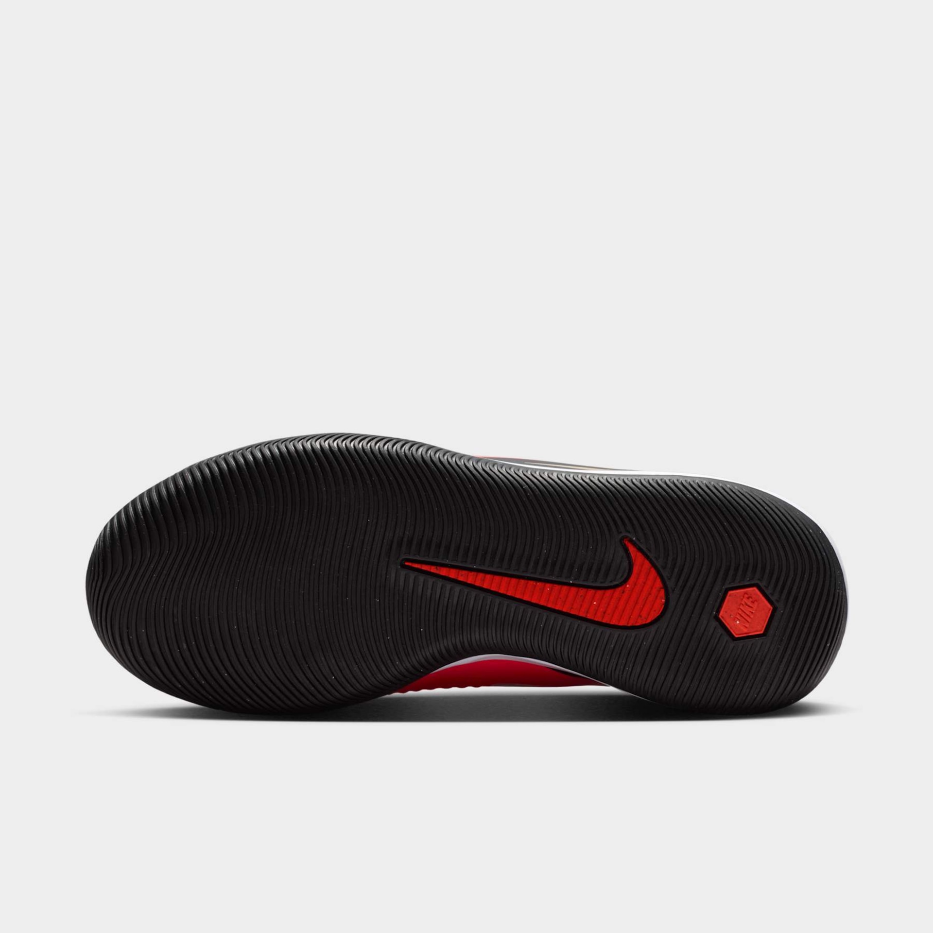 Chuteira Futsal Nike Phantom 6 Academy Low Infantil - Foto 2