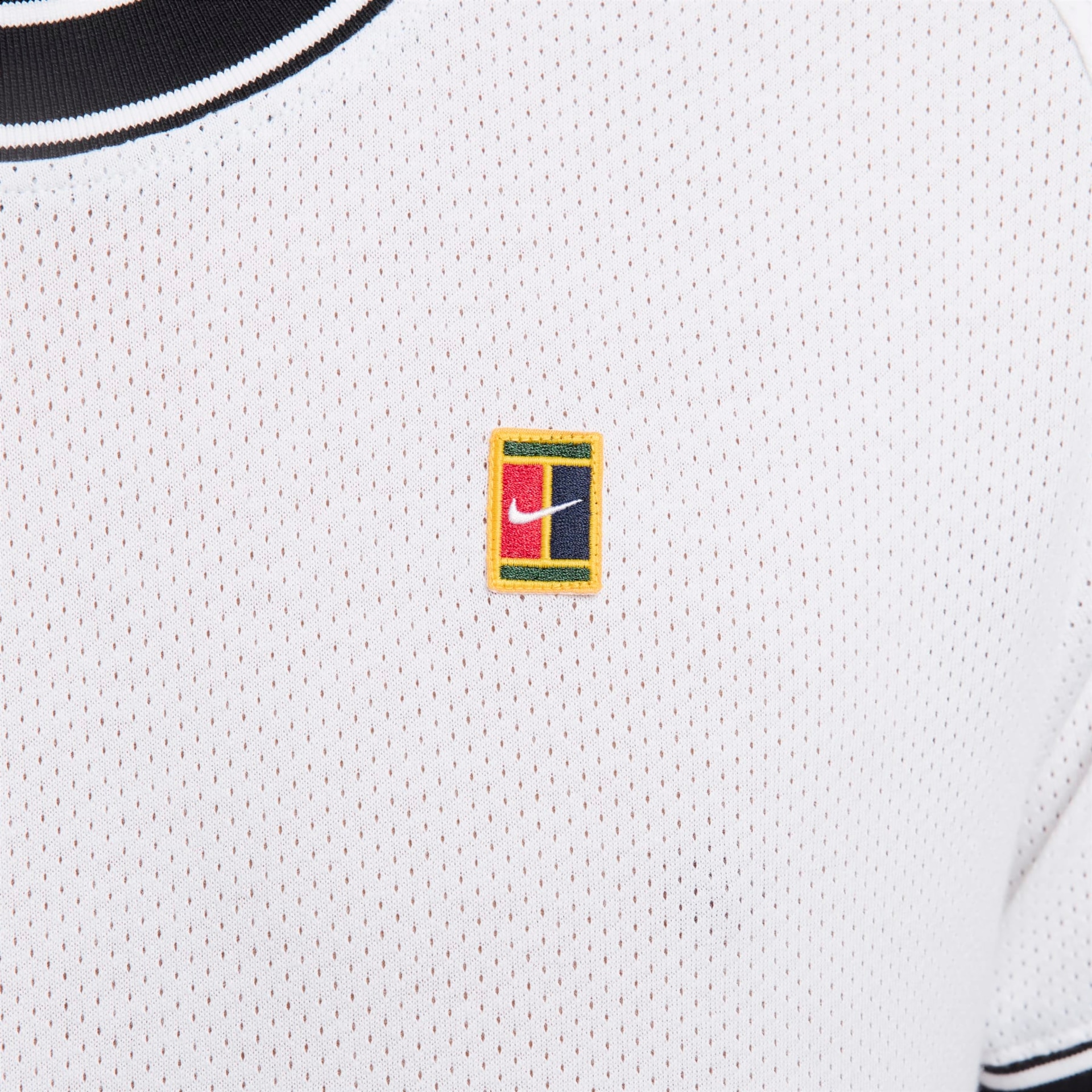 Camiseta Nike Court Heritage Masculina - Foto 4