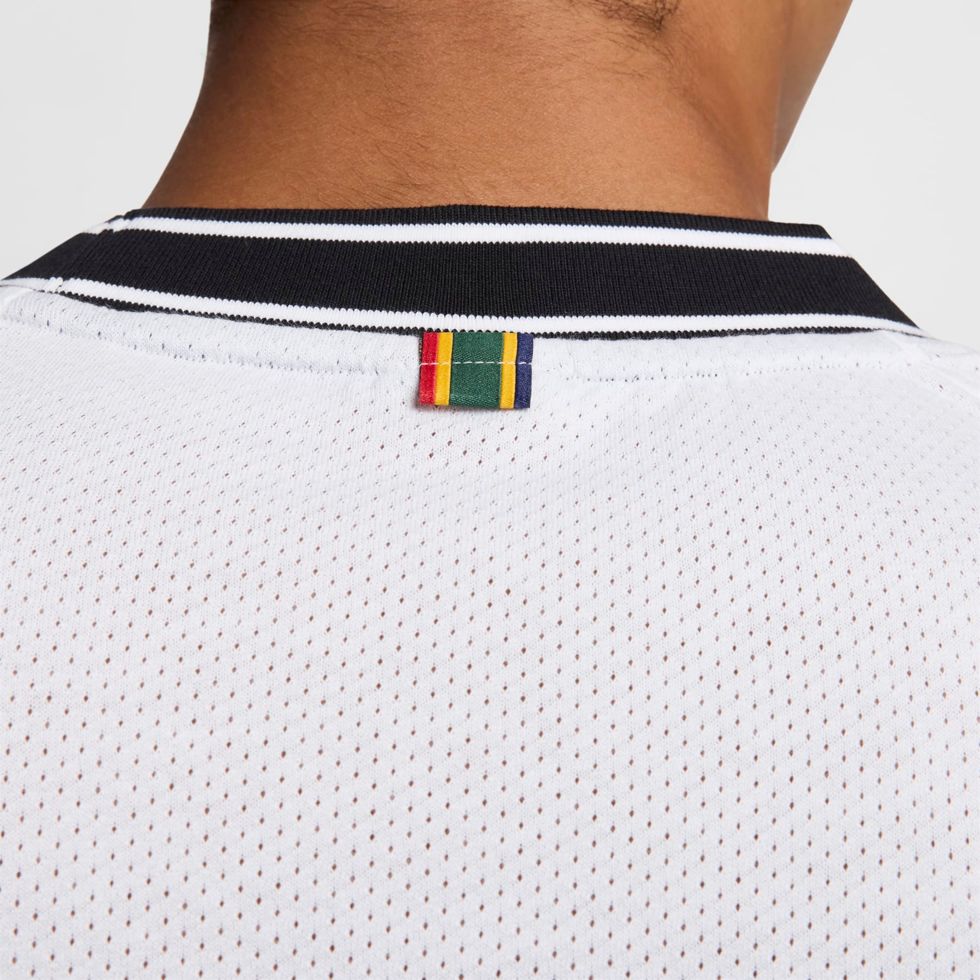 Camiseta Nike Court Heritage Masculina - Foto 5