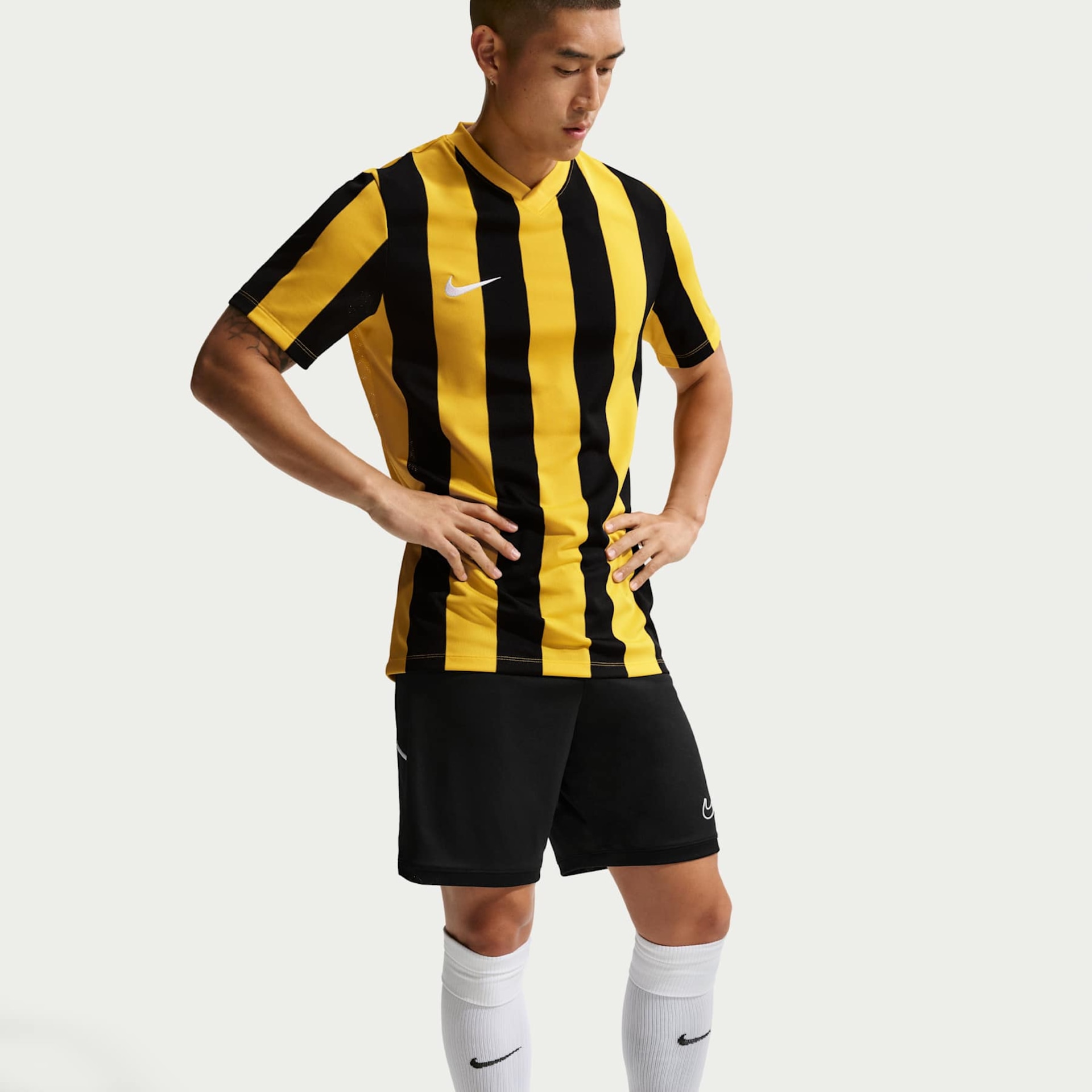 Camisa Dri-FIT Nike Striped Masculina - Foto 3