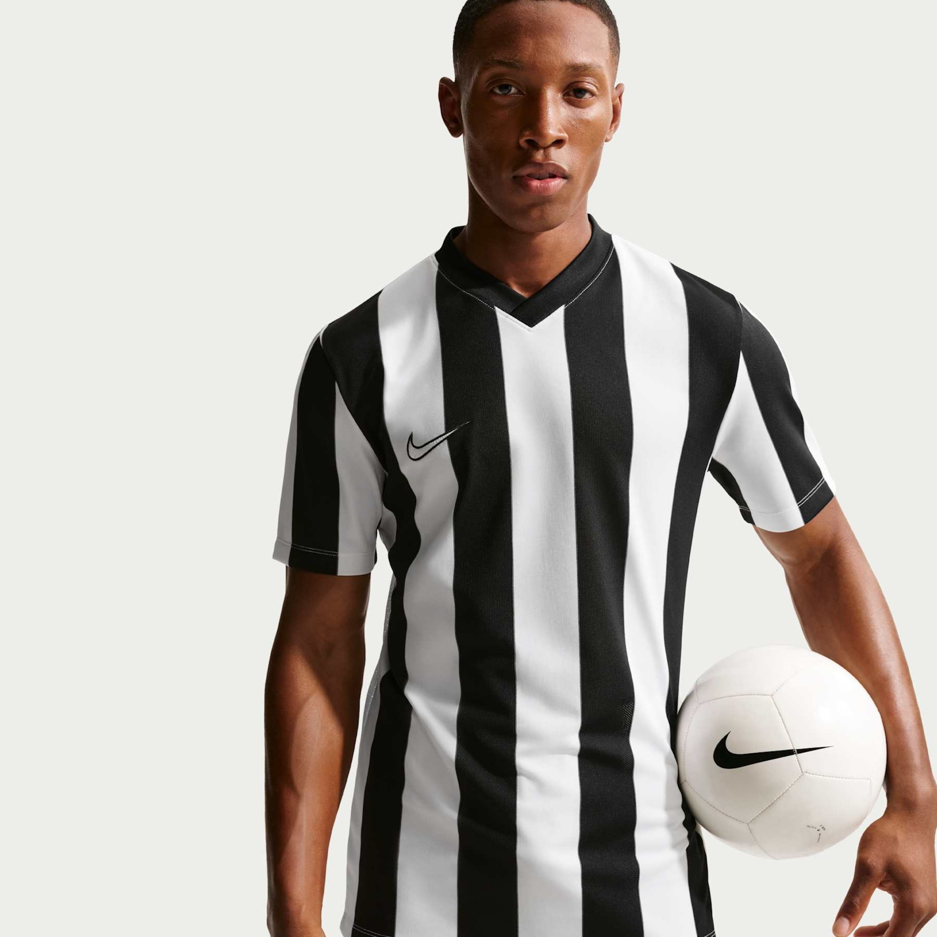 Camisa Dri-FIT Nike Striped Masculina - Foto 3