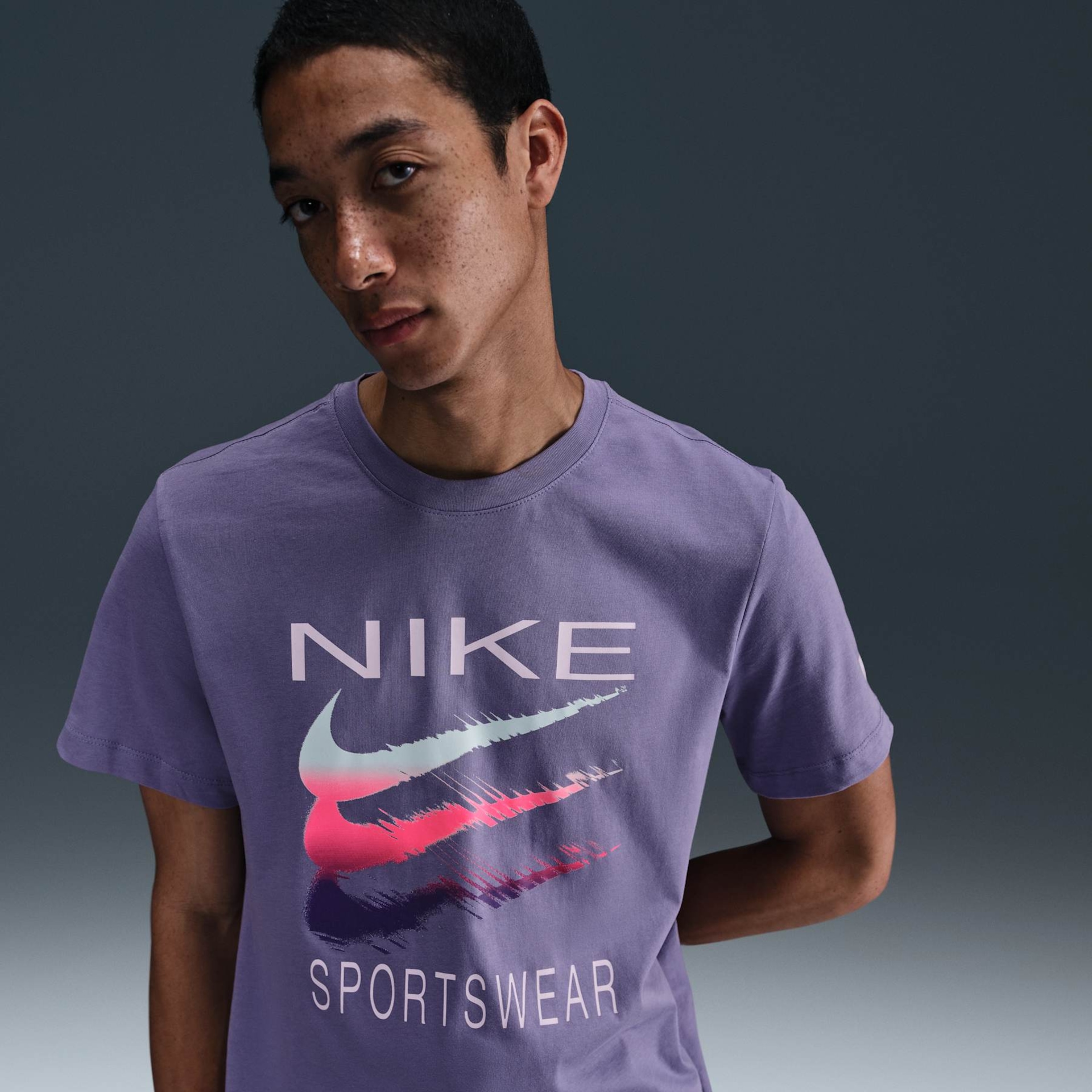 Imagem principal de Camiseta Nike Swoosh Masculina