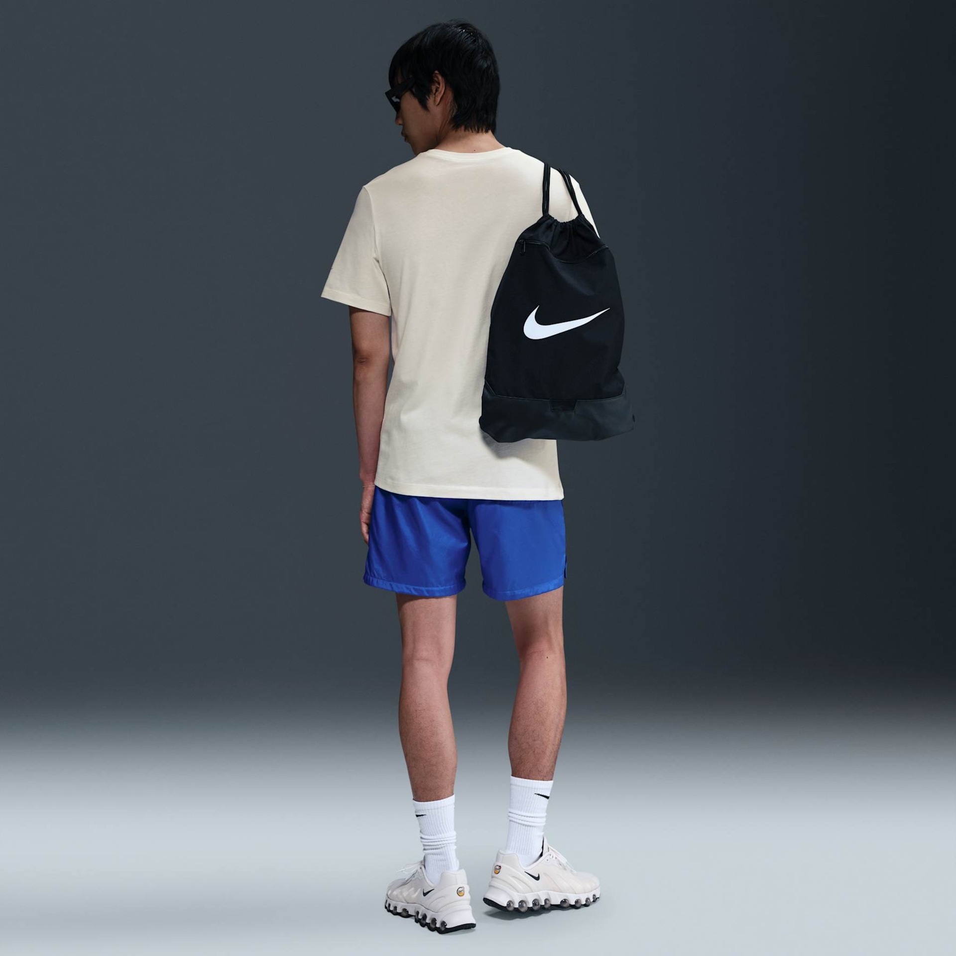 Camiseta Nike Swoosh Masculina - Foto 5