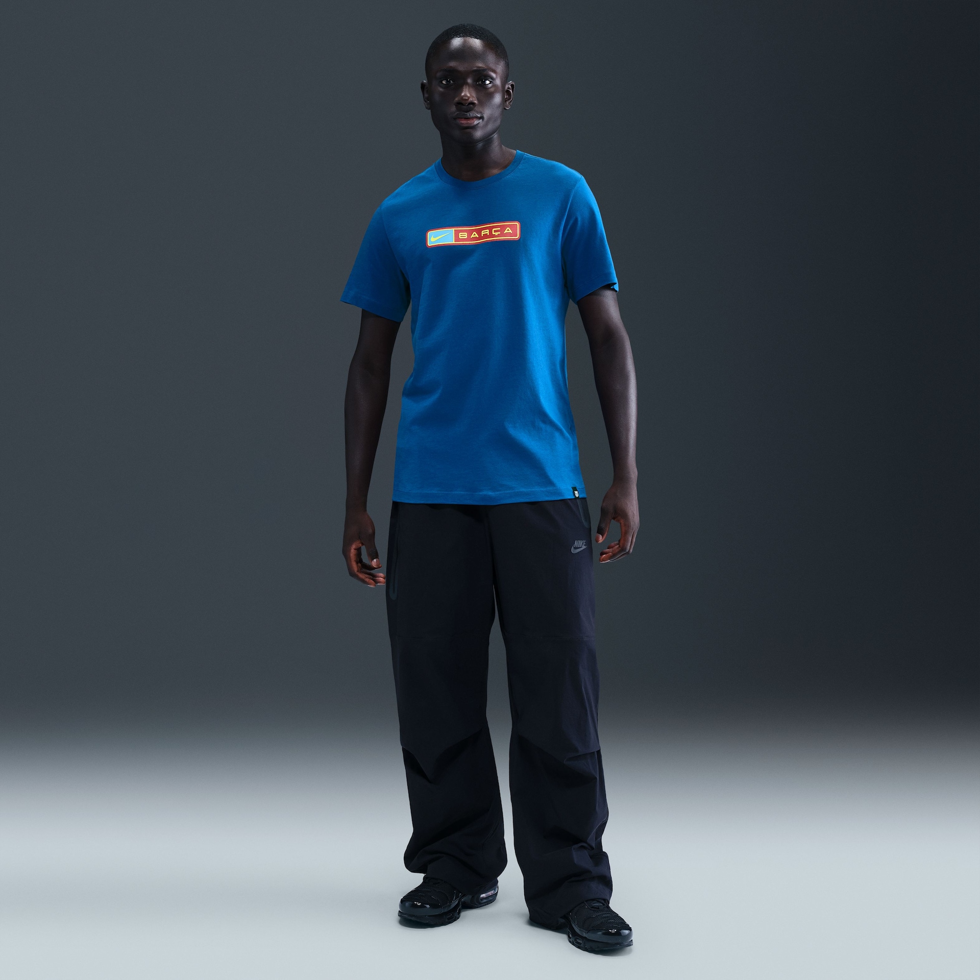 Camiseta Barcelona Nike Masculina - Foto 6
