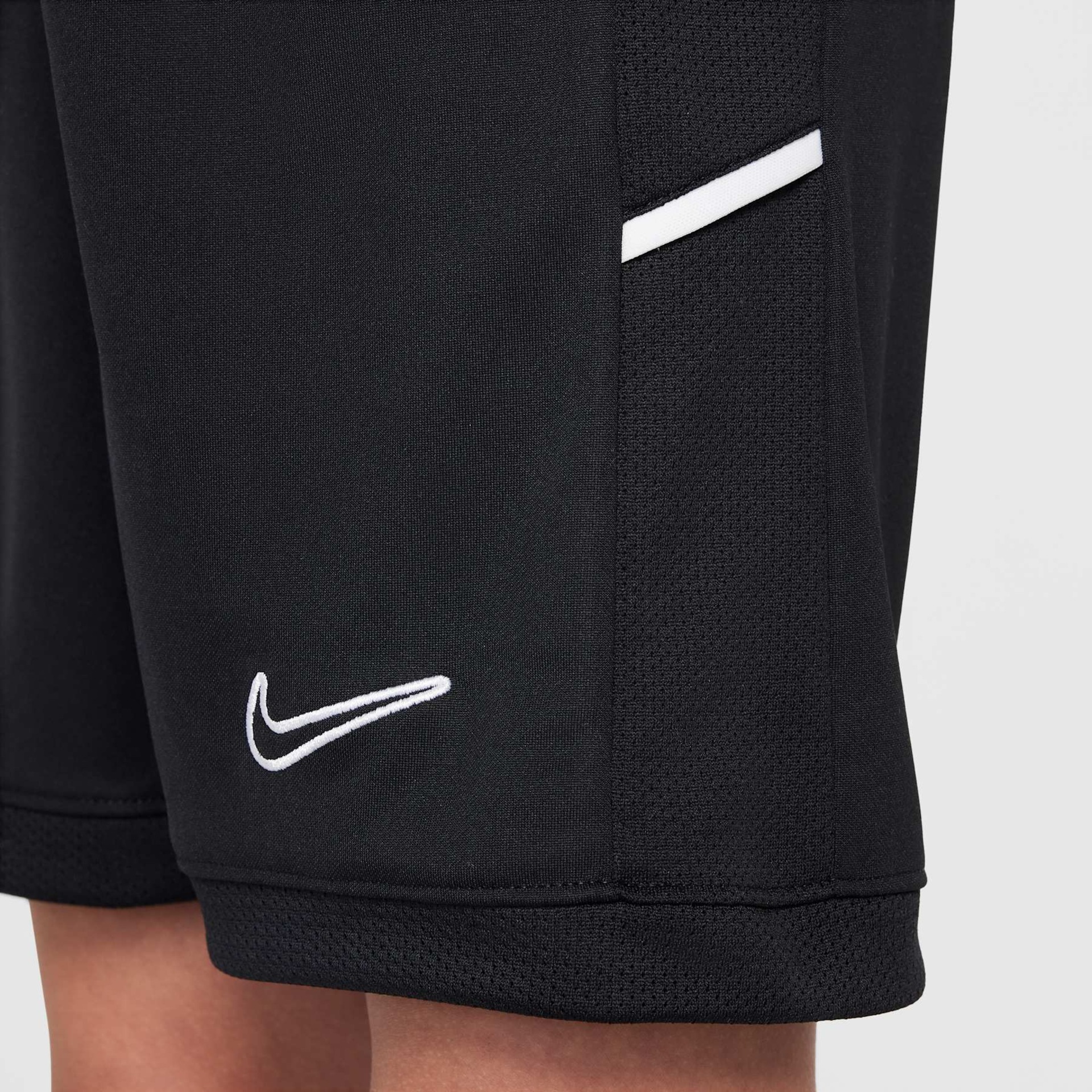 Shorts Nike Dri-FIT Academy Infantil - Foto 5