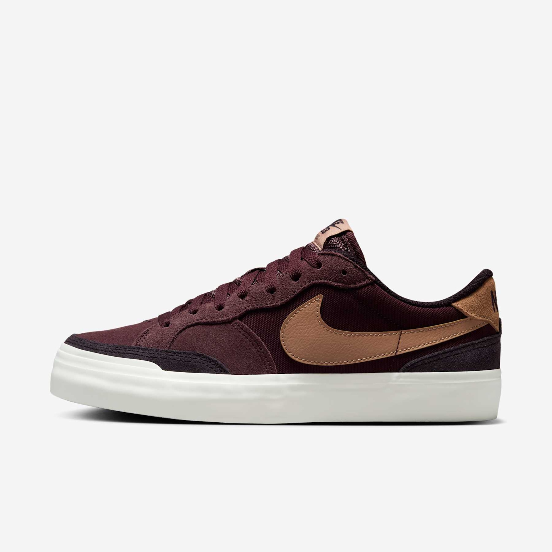 Tênis Nike SB Zoom Pogo Plus Feminino - Foto 1