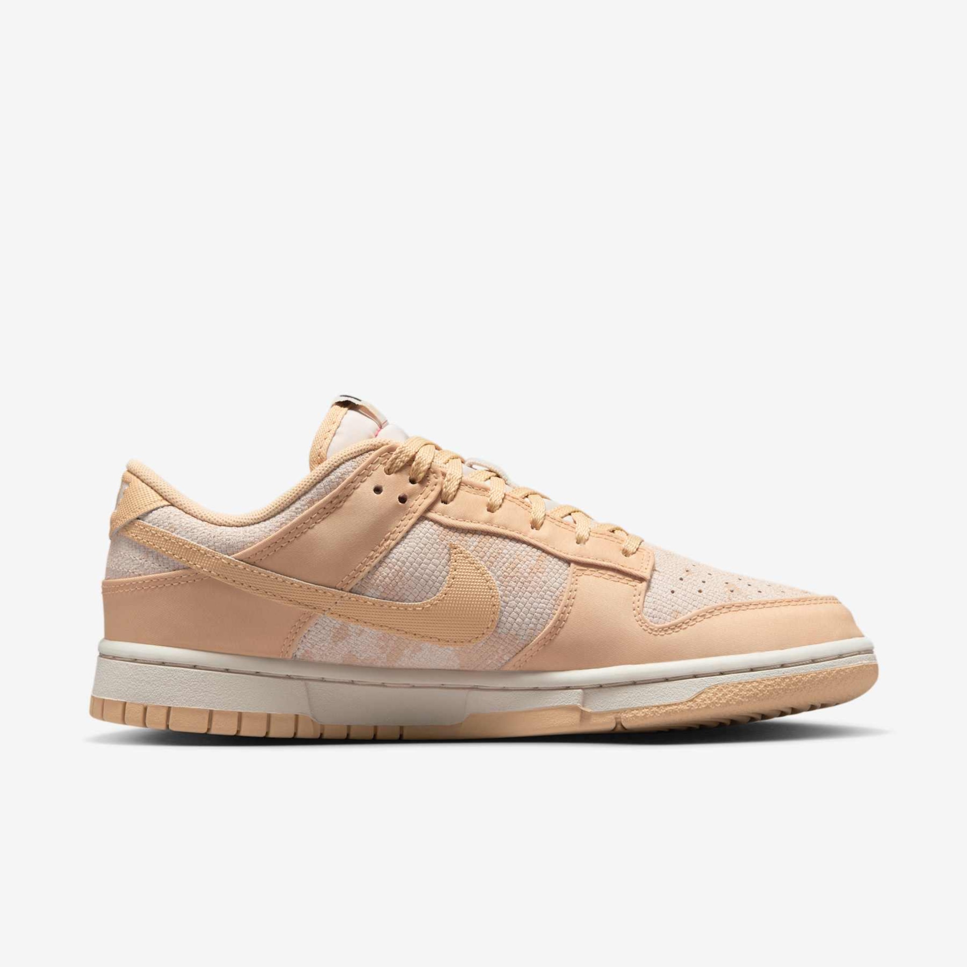 Tênis Nike Dunk Low Feminino - Foto 3