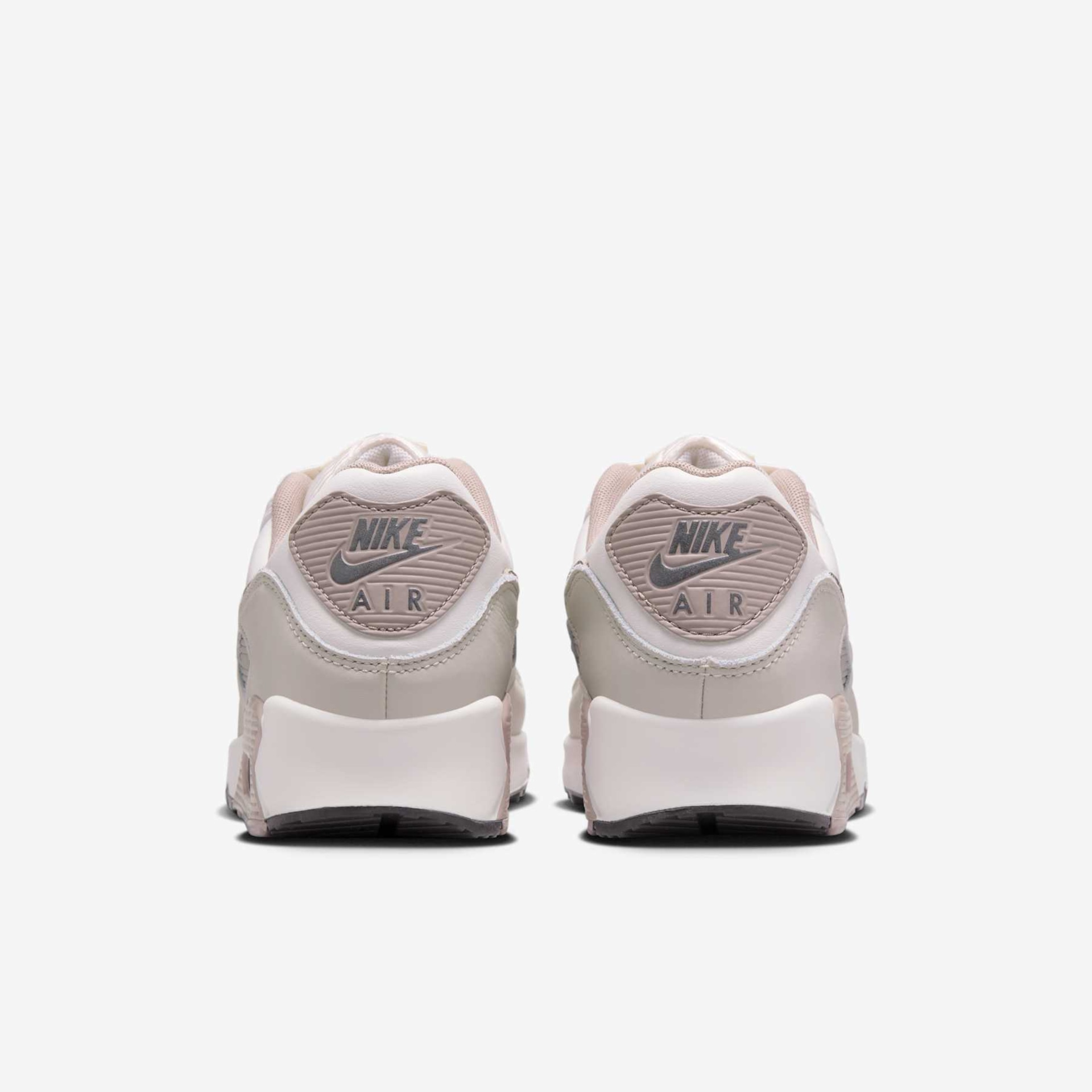 Tênis Nike Air Max 90 AMD Feminino - Foto 6