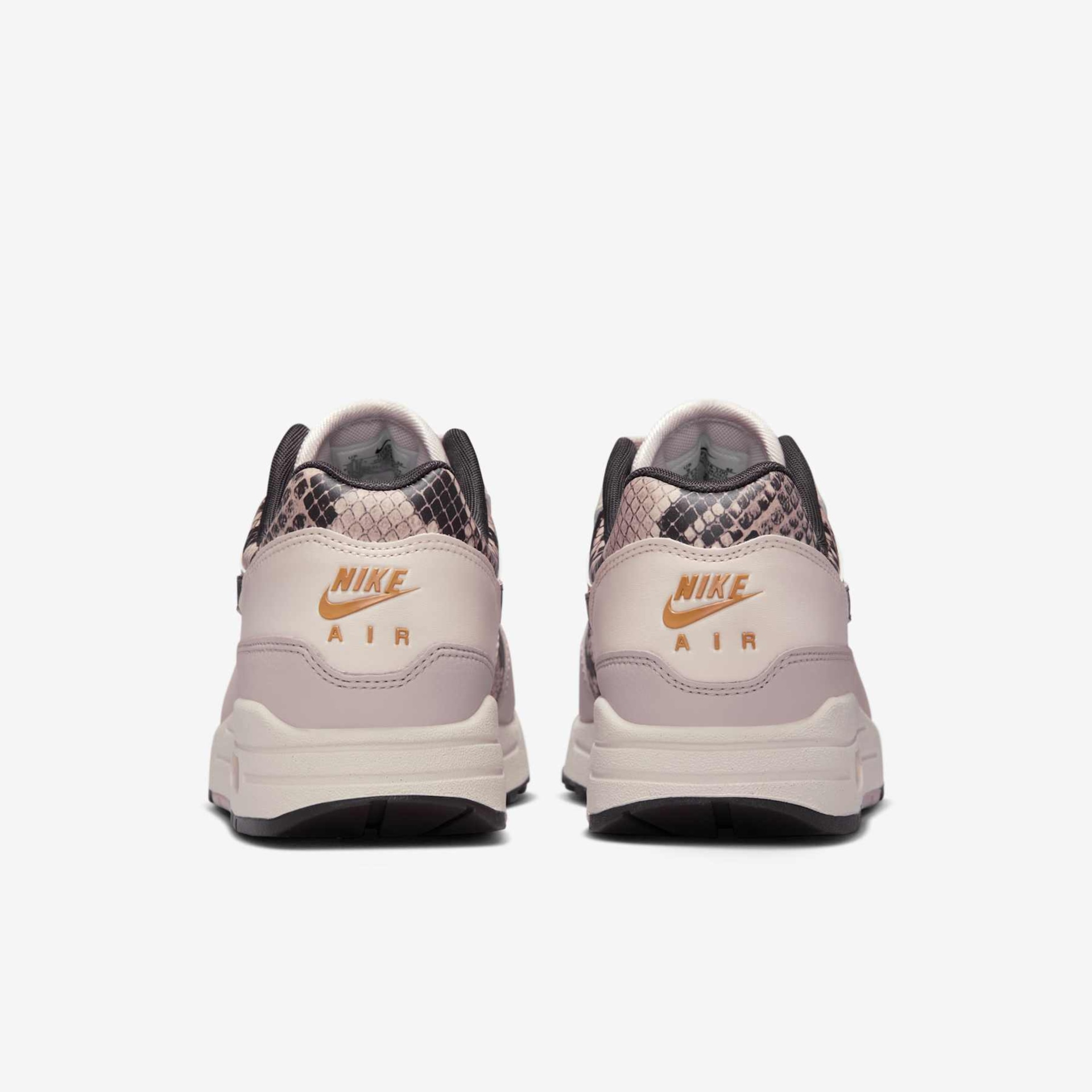 Tênis Nike Air Max 1 '87 Feminino - Foto 6