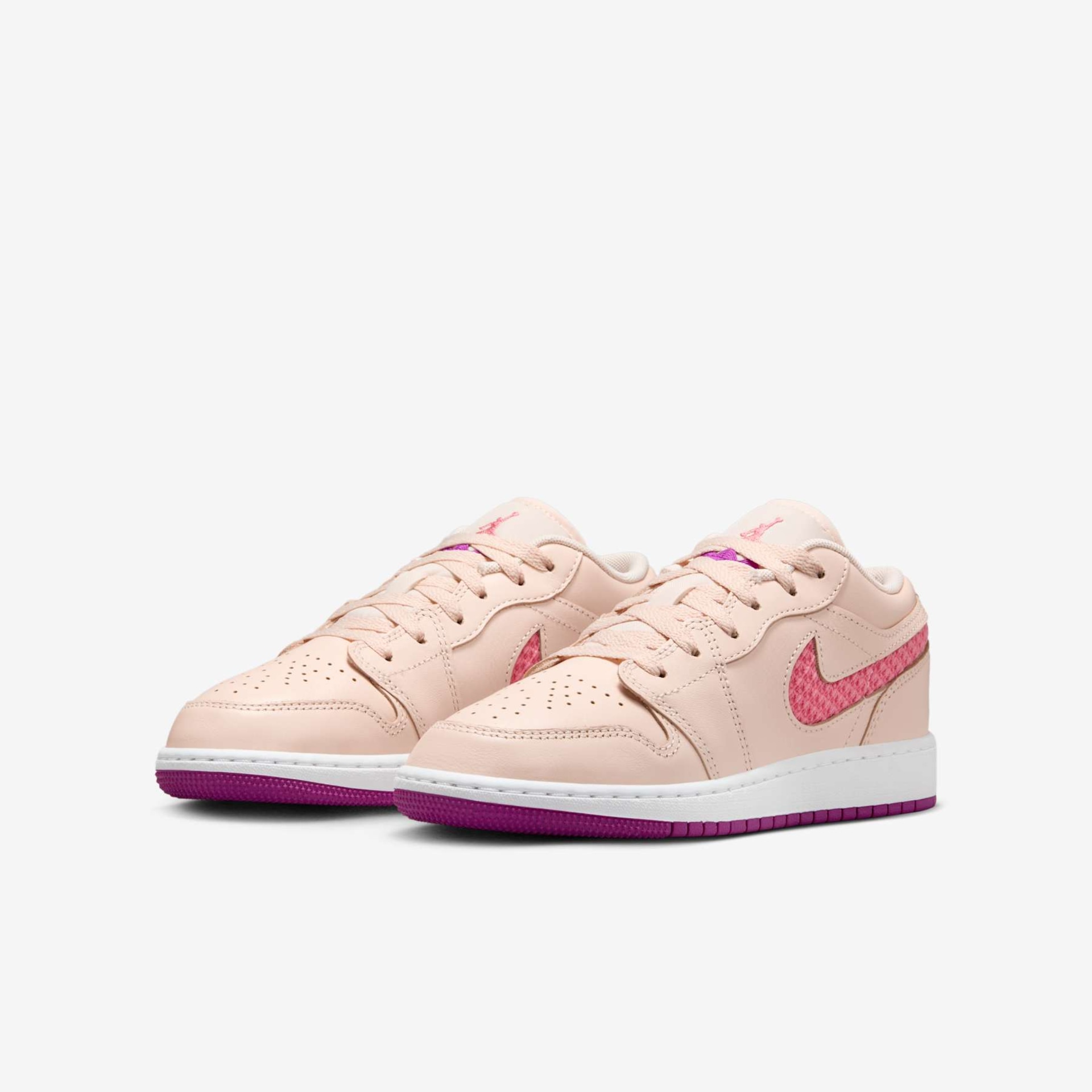 Tênis Air Jordan 1 Low SE Infantil - Foto 5