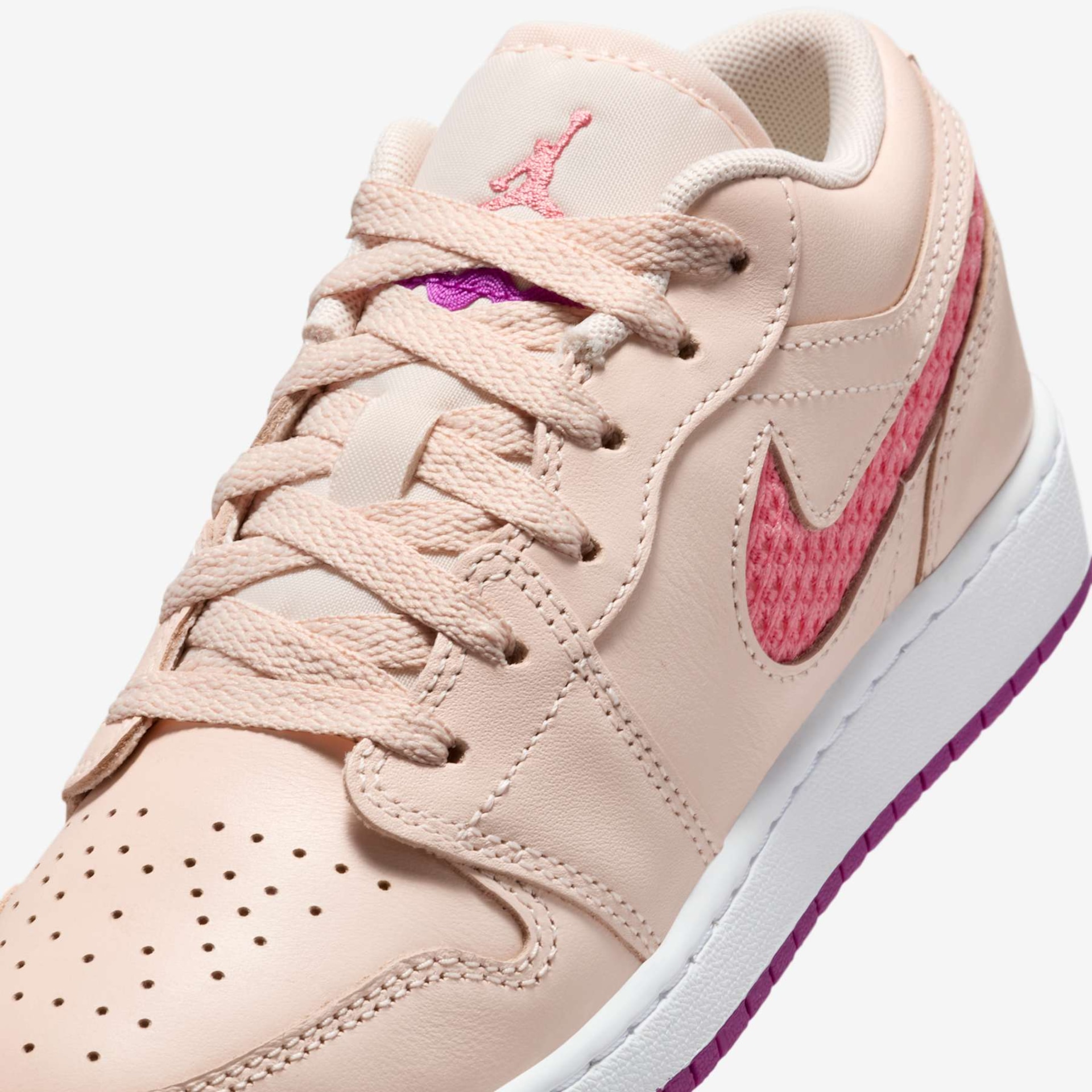 Tênis Air Jordan 1 Low SE Infantil - Foto 7