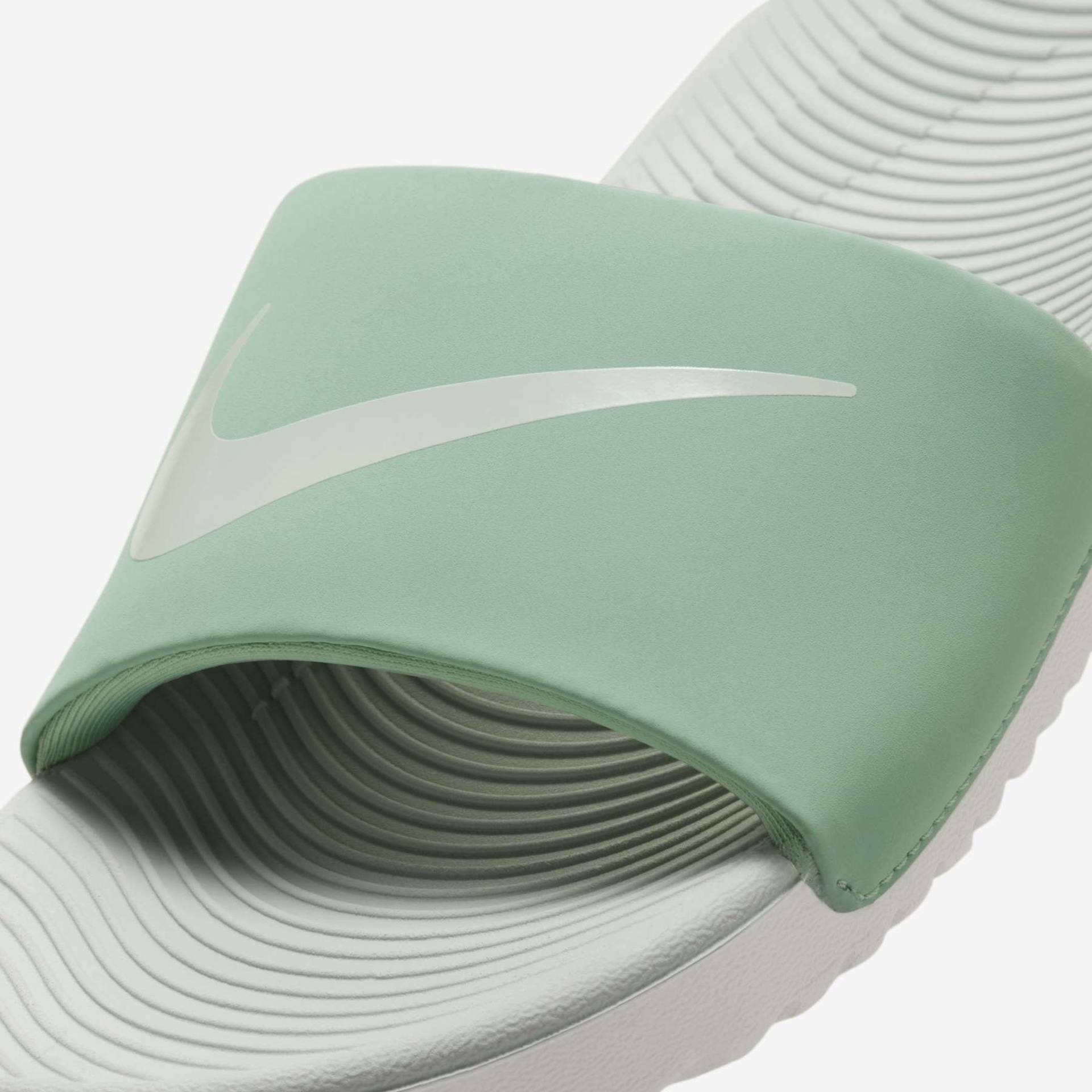 Chinelo Nike Kawa Infantil - Foto 6