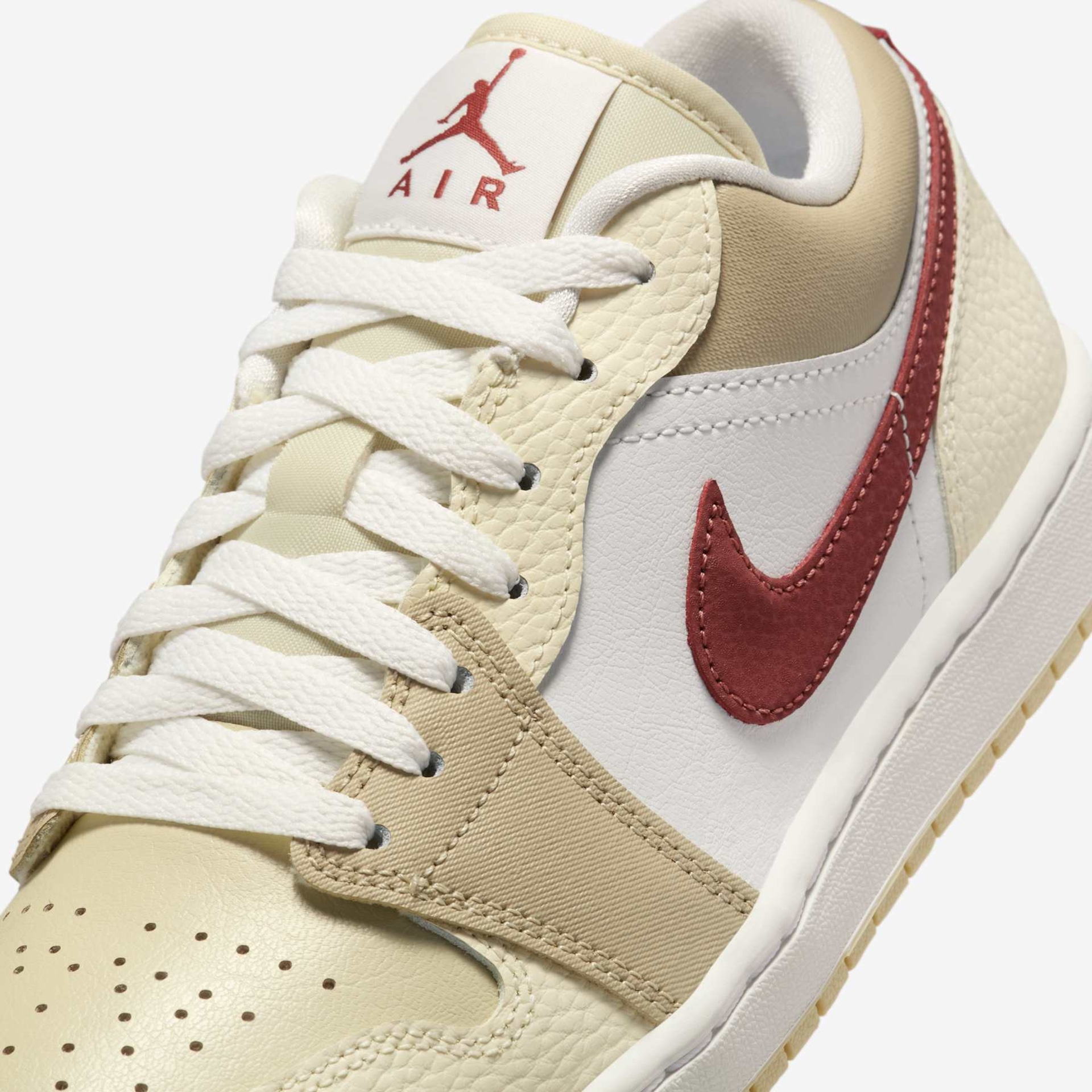 Tênis Air Jordan 1 Low Feminino - Foto 7
