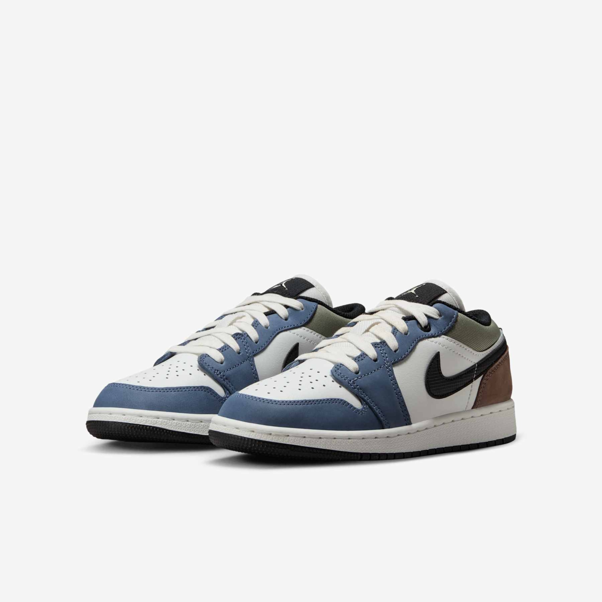 Tênis Air Jordan 1 Low Infantil - Foto 5