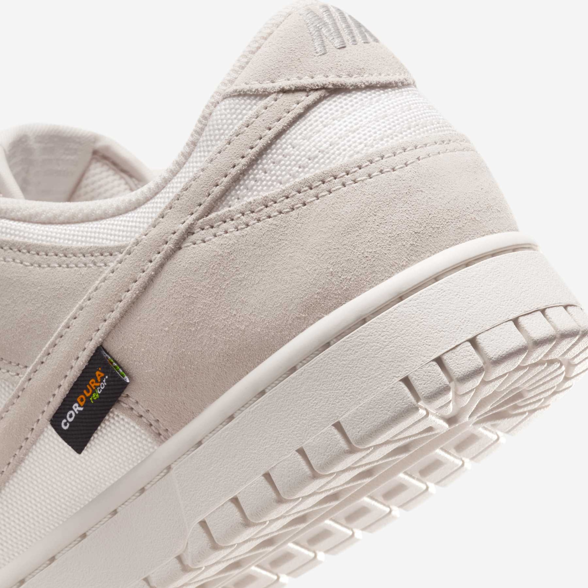 Tênis Nike Dunk Low - Foto 8