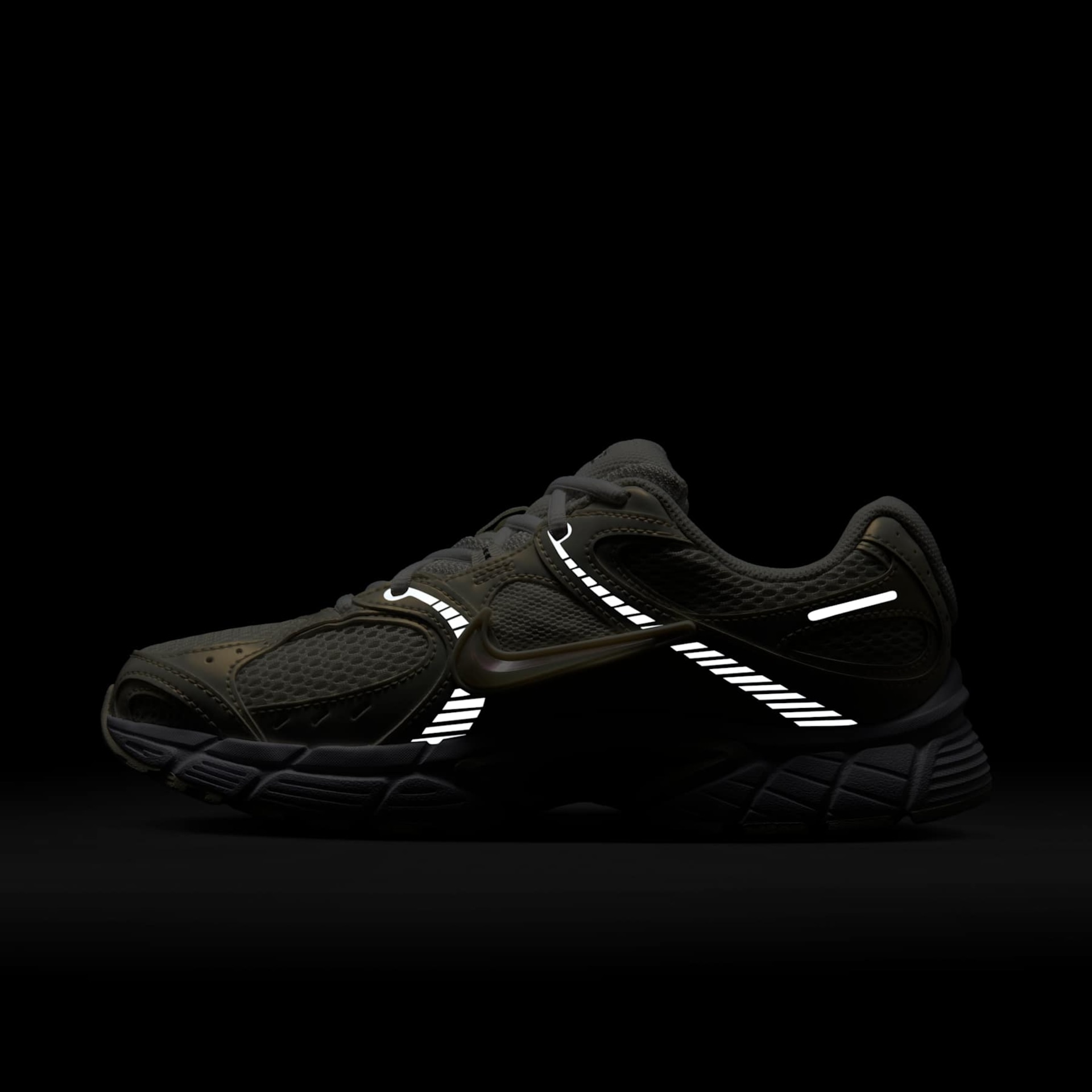 Tênis Nike V5 Runner Feminino - Foto 11