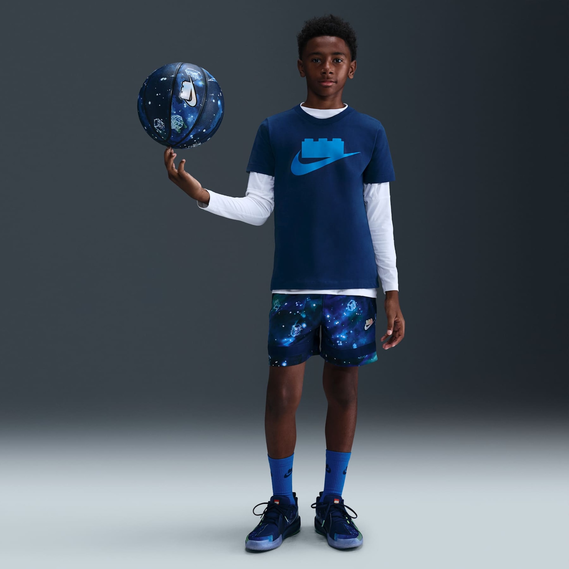 Camiseta Nike x LEGO® Collection Infantil - Foto 7