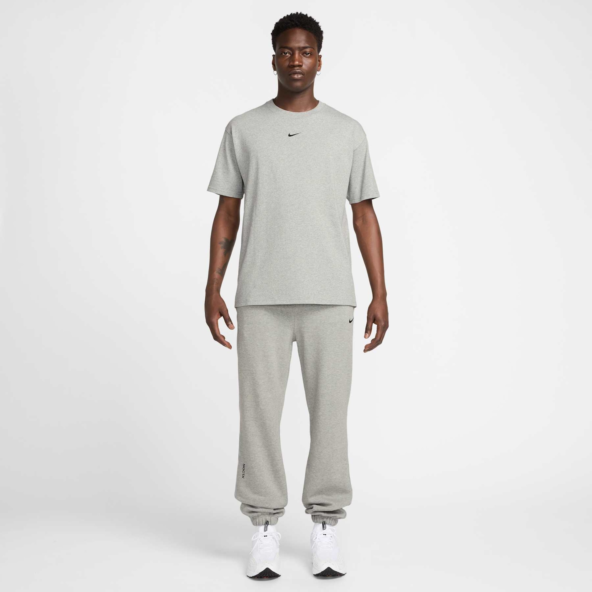 Camiseta Nike x NOCTA Masculina - Foto 10