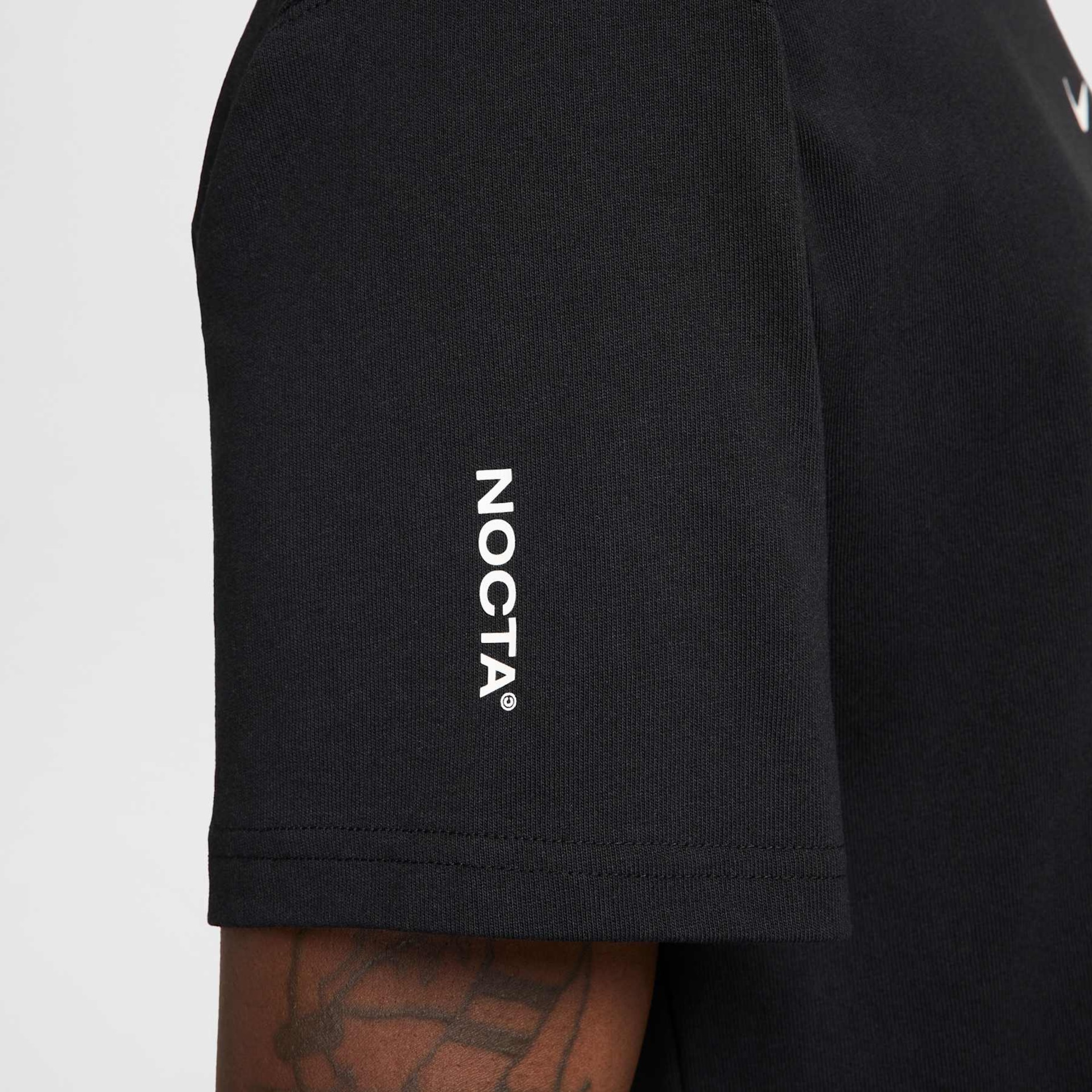 Camiseta Nike x NOCTA Masculina - Foto 6