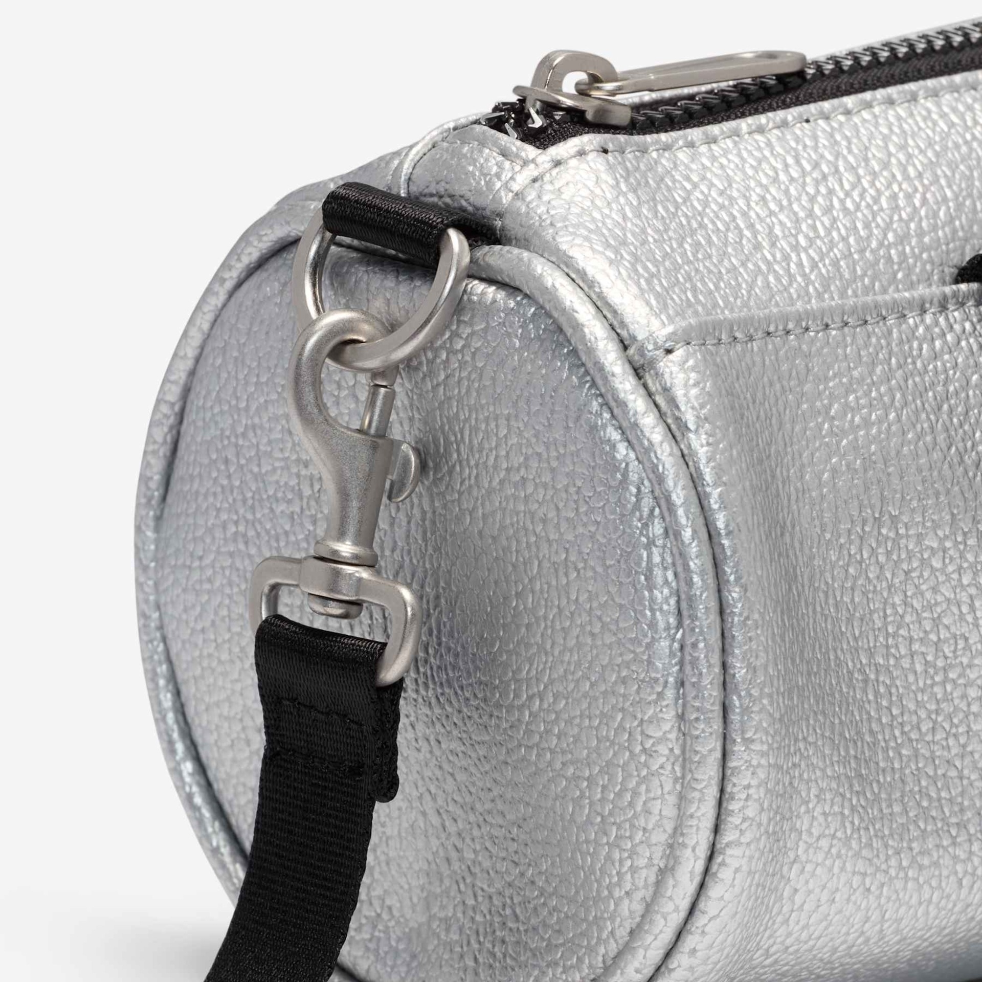 Bolsa Nike Clash Mini Barrel Unissex - Foto 6