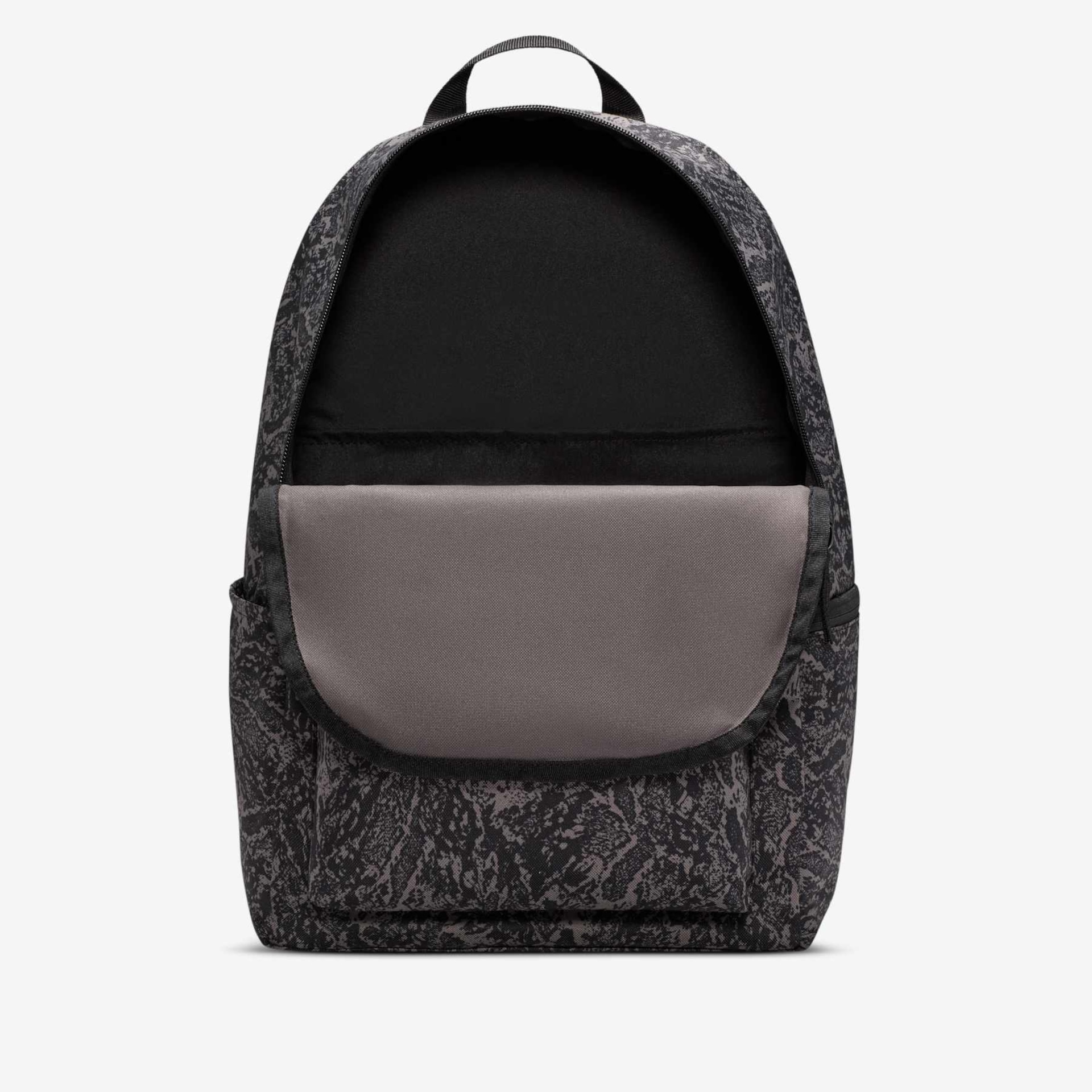 Mochila Nike Heritage Unissex - Foto 4