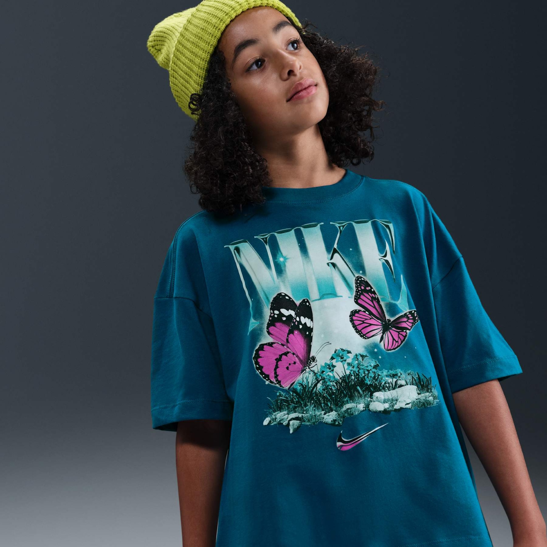 Camiseta Nike Sportswear Butterfly Oversized Infantil - Foto 1
