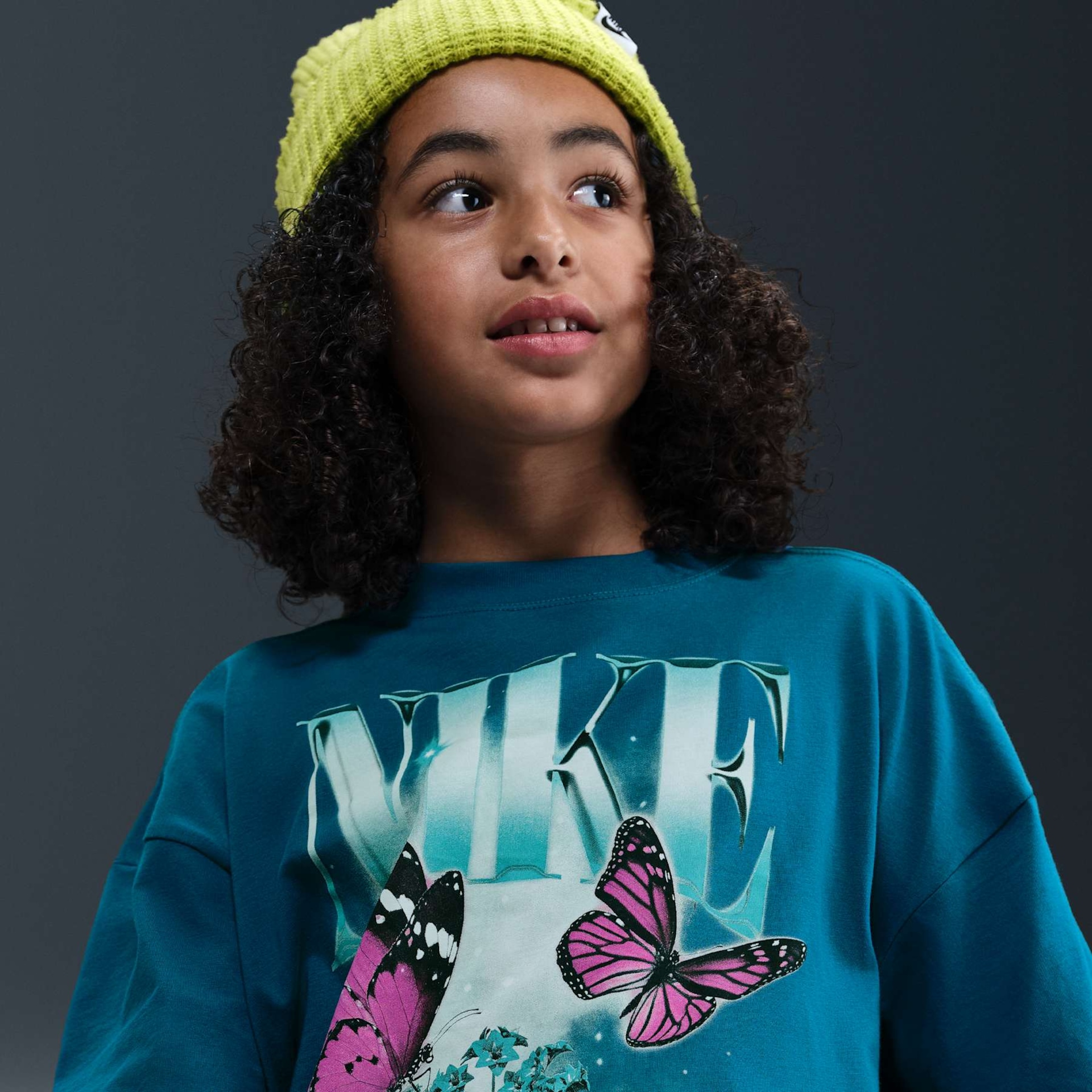 Camiseta Nike Sportswear Butterfly Oversized Infantil - Foto 3