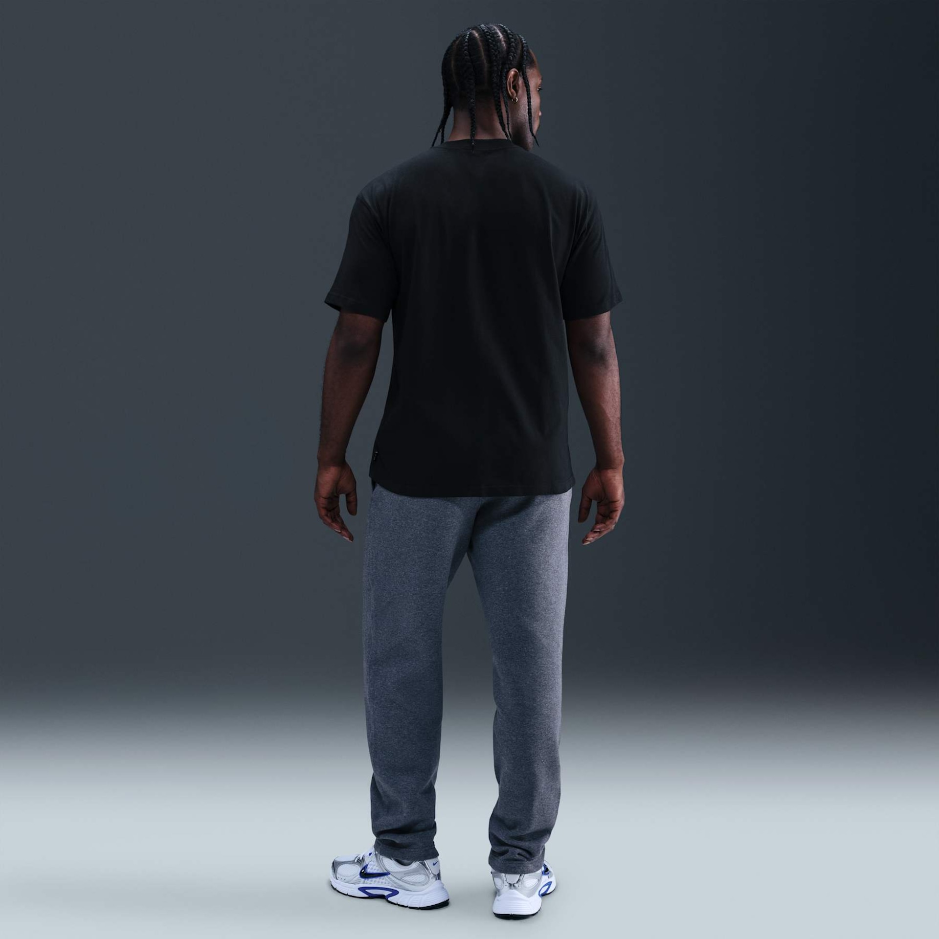 Camiseta Nike Sportswear Patch Masculina - Foto 5