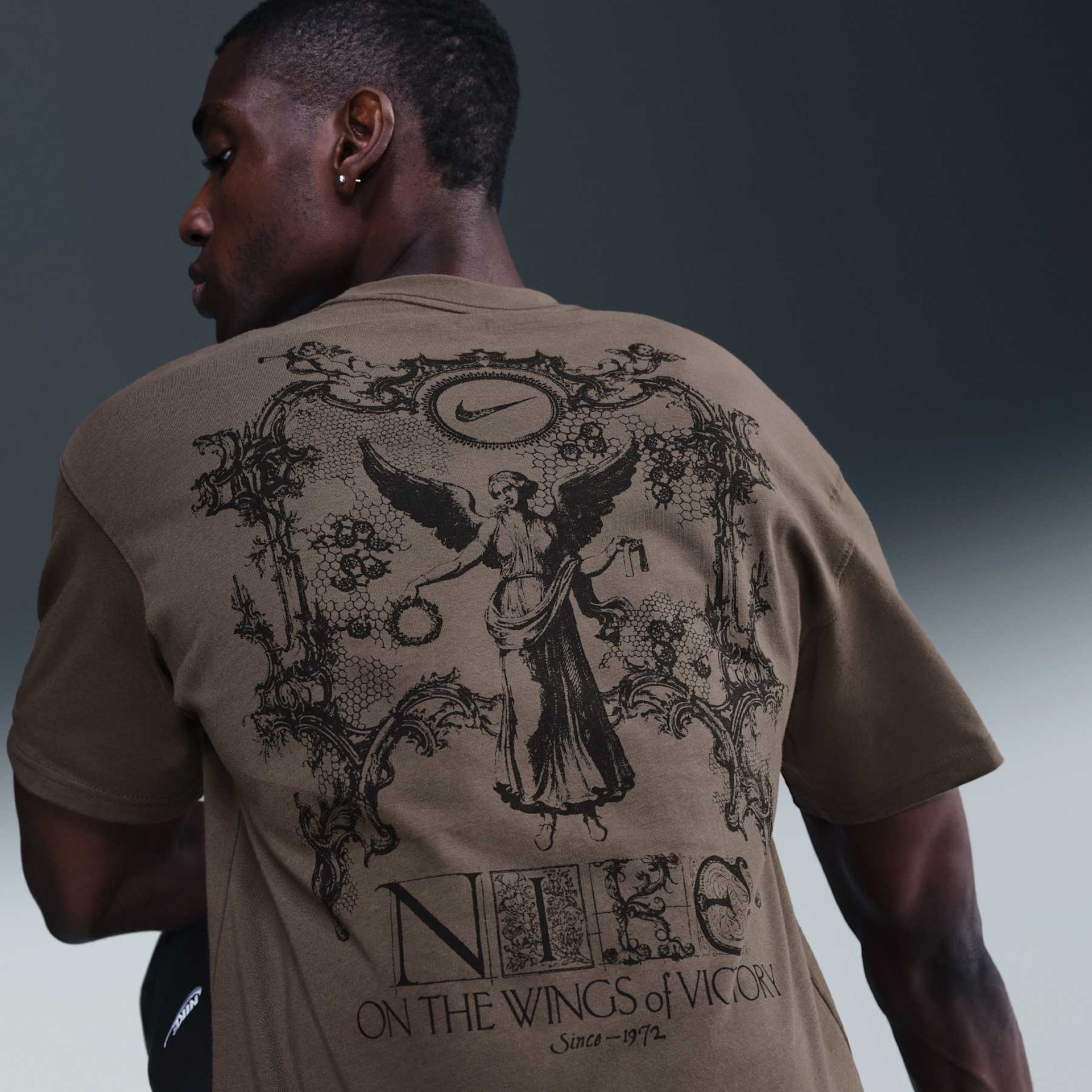 Camiseta Nike Sportswear M90 Wings Victory Masculina - Foto 2