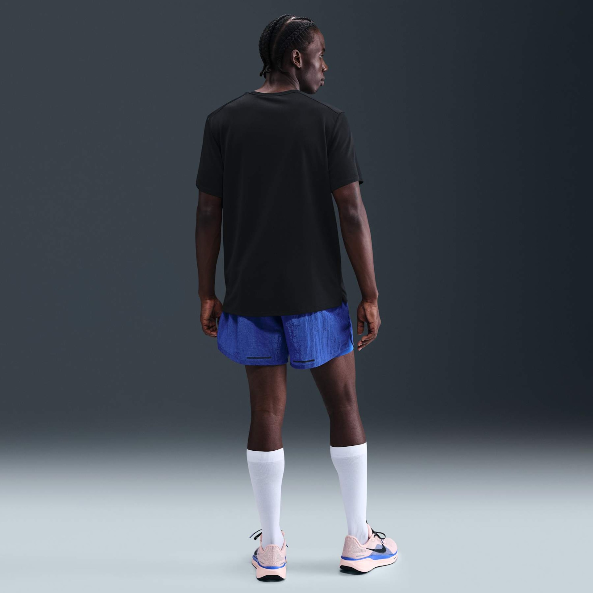 Camiseta Nike Winter Miler Masculina - Foto 5