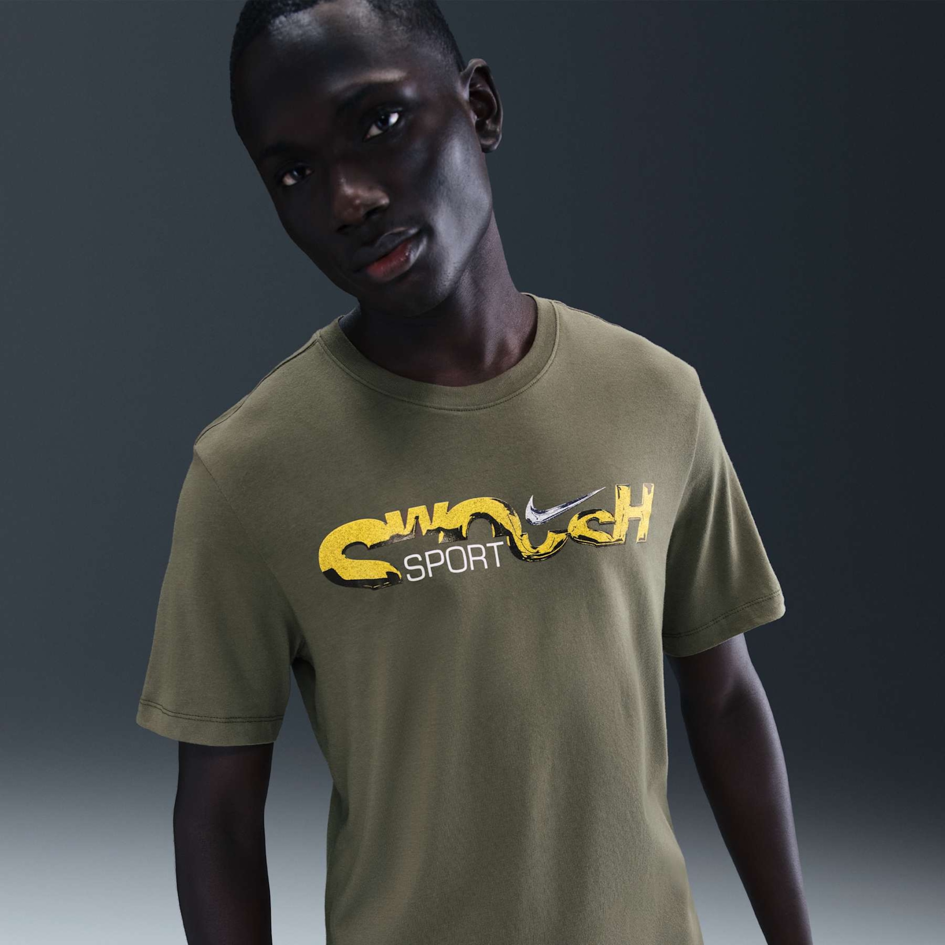 Imagem principal de Camiseta Nike Sportswear Swoosh Masculina